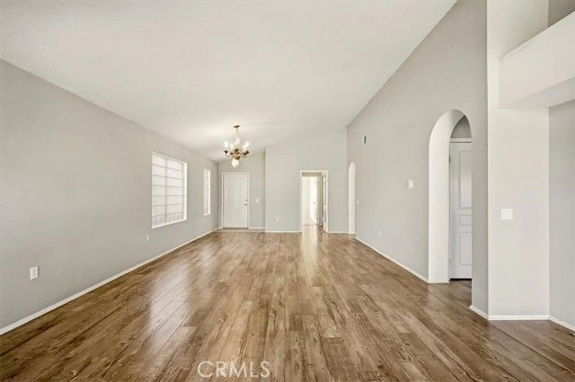 Property Slideshow image 11 of 36 | 19146 oak st, Apple Valley, CA, 92308