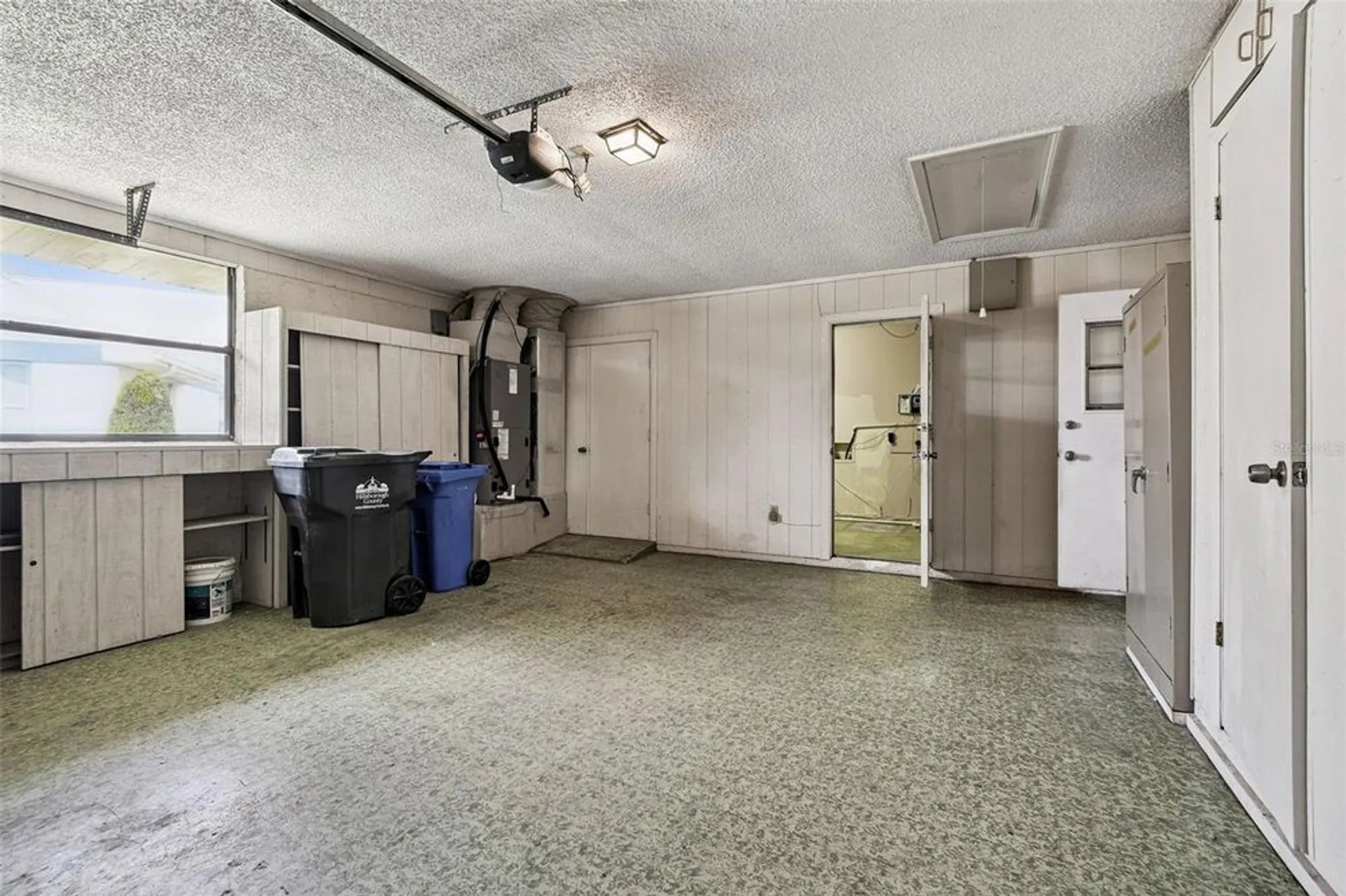 Property Slideshow image 45 of 100 | 1803 pineapple palm ct, Sun City Center, FL, 33573