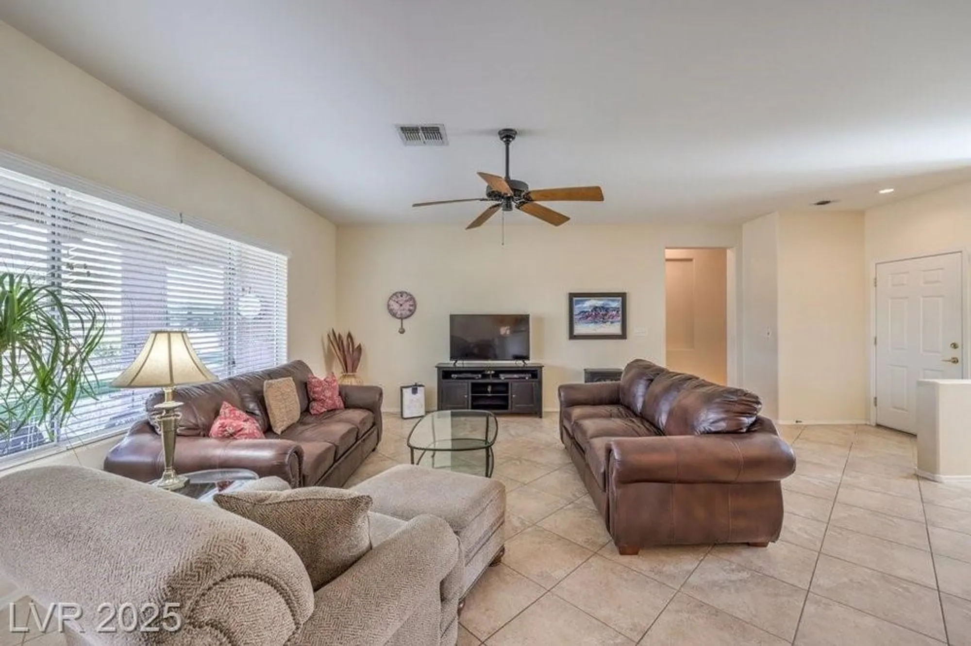 Property Slideshow image 27 of 72 | 2095 colvin run dr, Henderson, NV, 89052