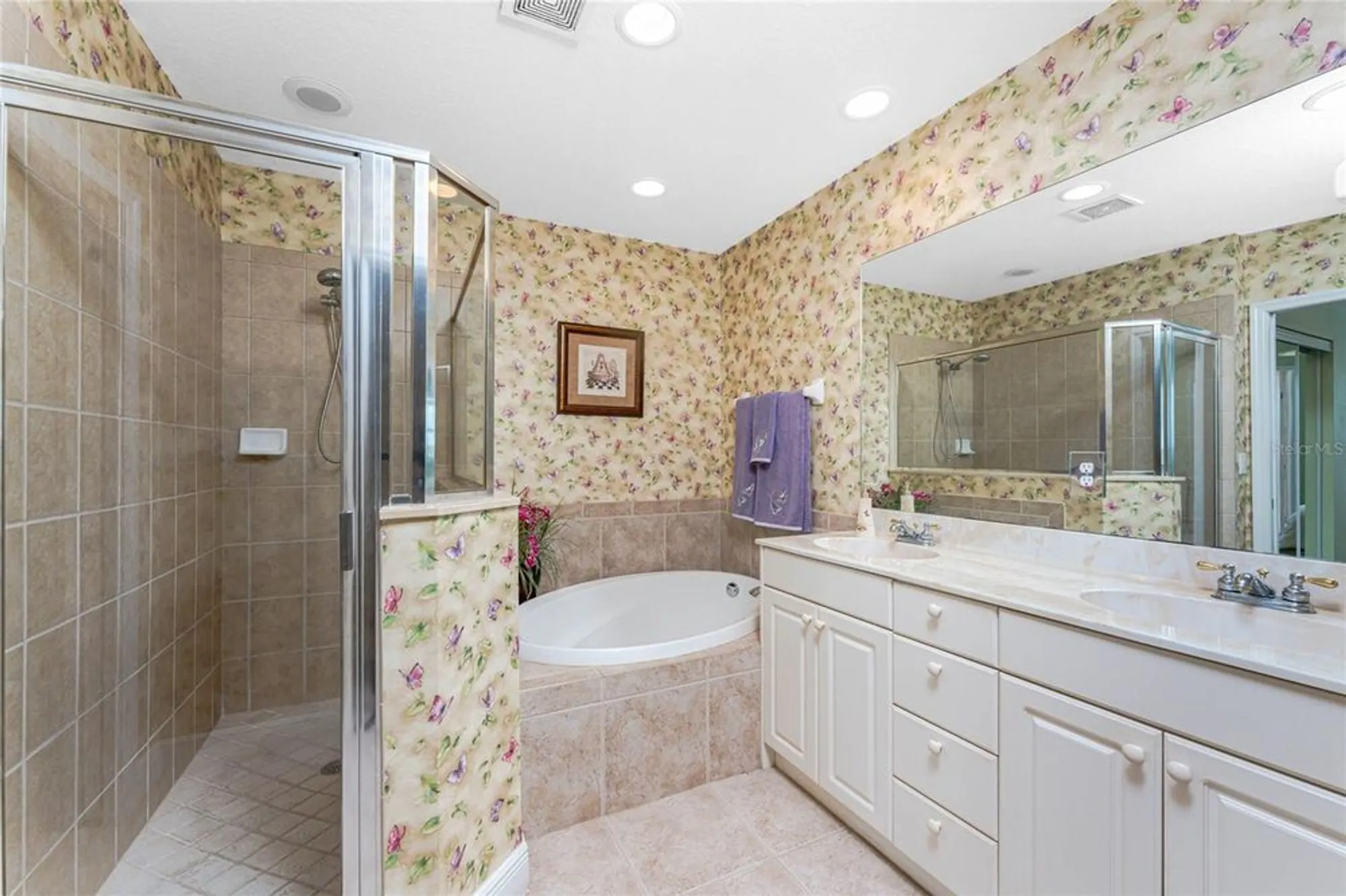 Property Slideshow image 32 of 51 | 24351 baltic ave 203, Punta Gorda, FL, 33955