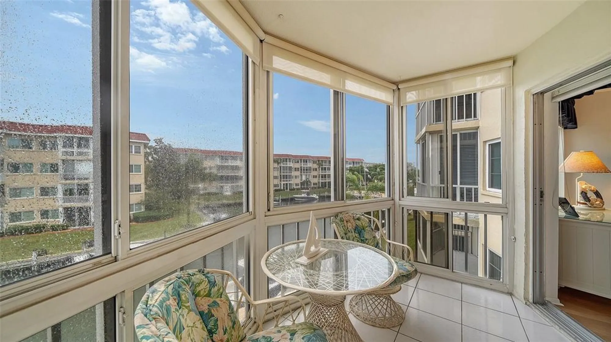 Property Slideshow image 17 of 77 | 1250 n portofino dr # 305mar, Sarasota, FL, 34242