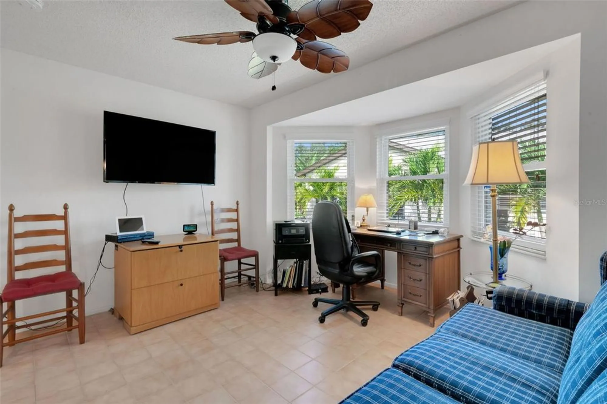 Property Slideshow image 12 of 79 | 3681 ridgemont ct, Palm Harbor, FL, 34684