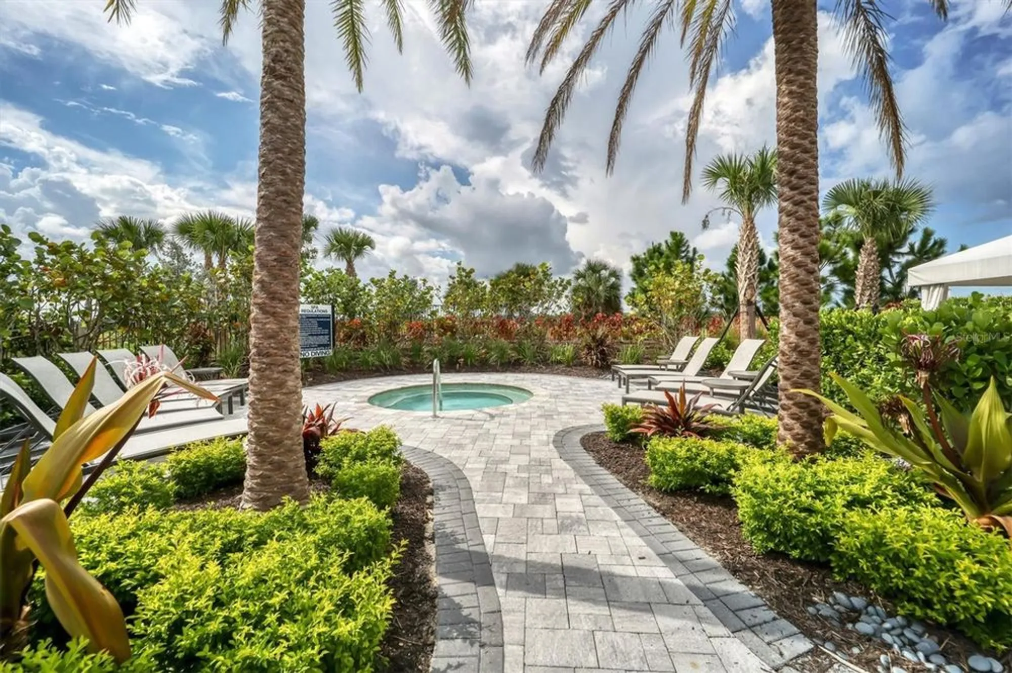 Property Slideshow image 88 of 99 | 3025 veneto ct, Bradenton, FL, 34211