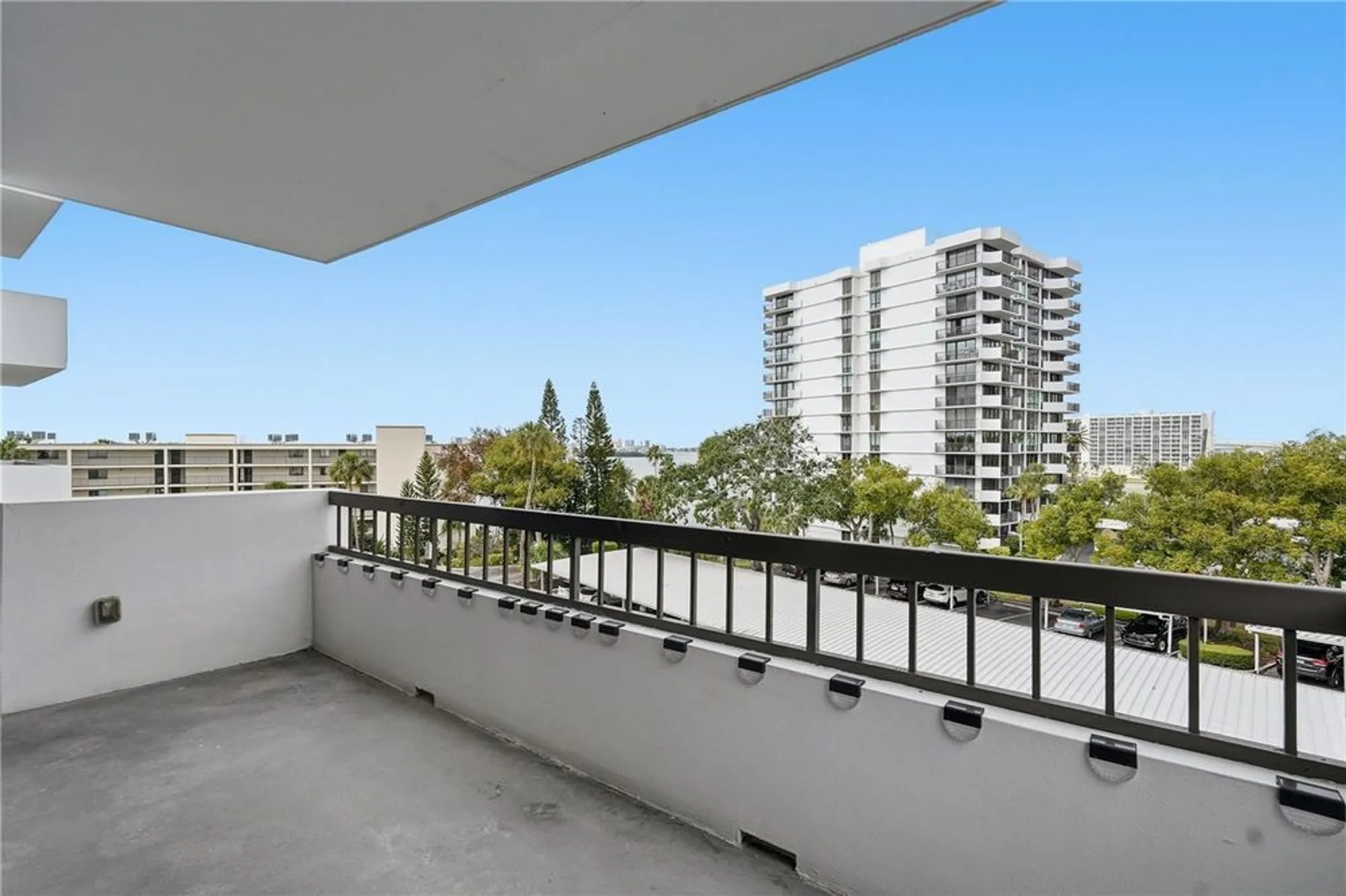 Property Slideshow image 19 of 22 | 30 turner st apt 408, Clearwater, FL, 33756