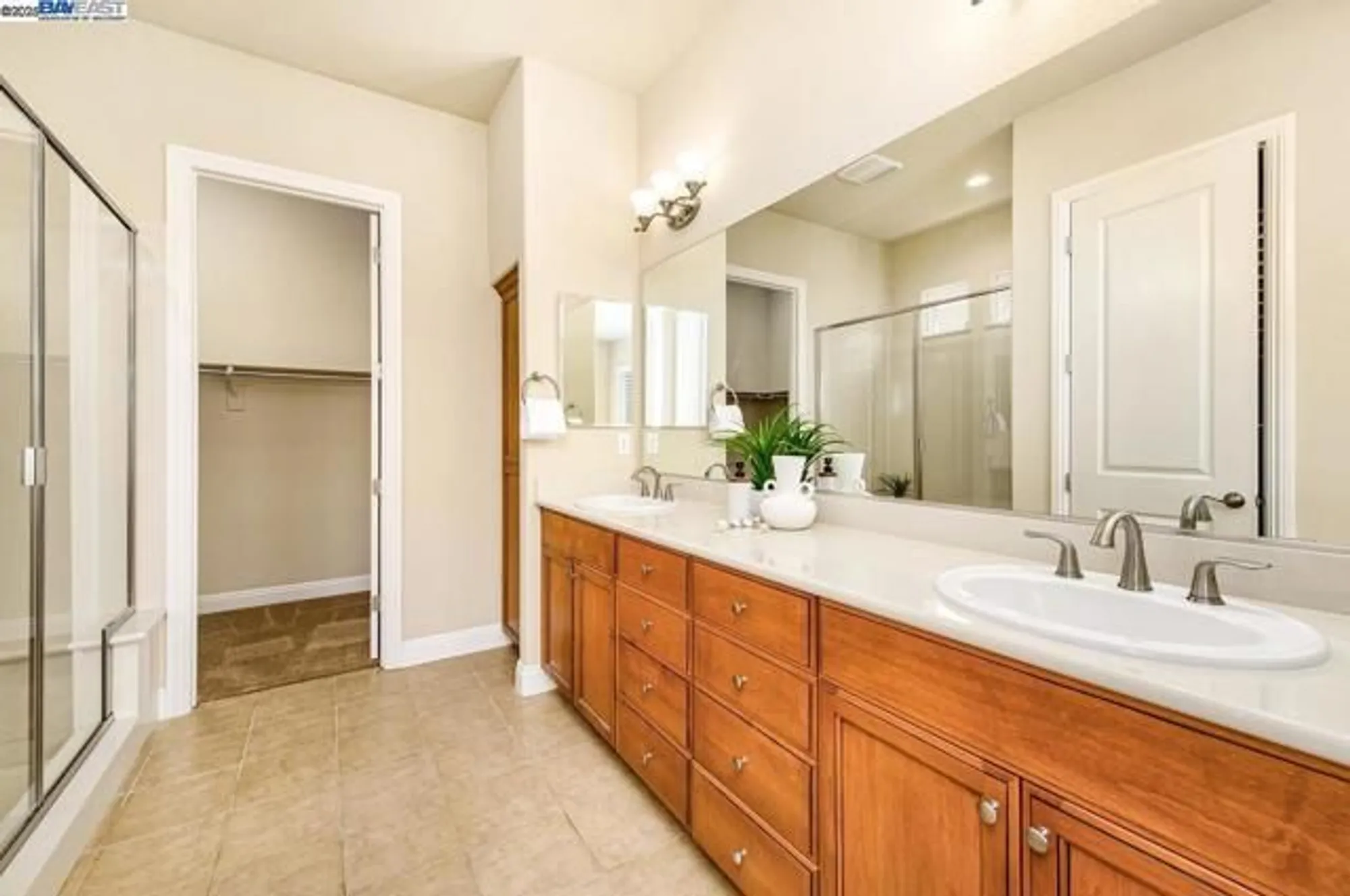 Property Slideshow image 19 of 60 | 1033 malbec ln, Brentwood, CA, 94513