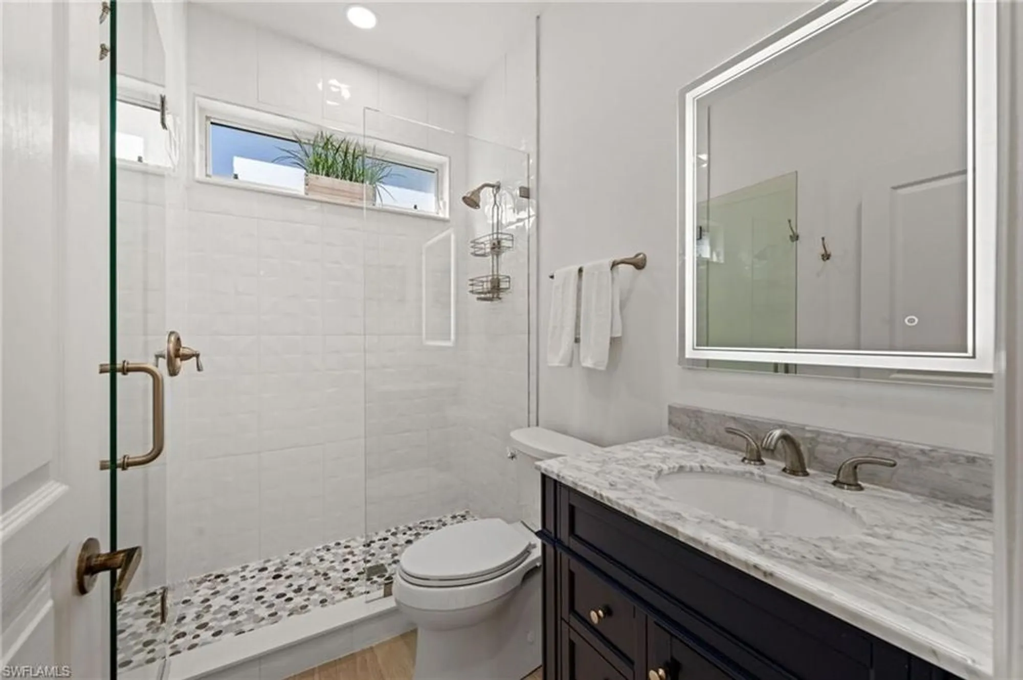 Property Slideshow image 26 of 46 | 25040 bay cedar dr, Bonita Springs, FL, 34134