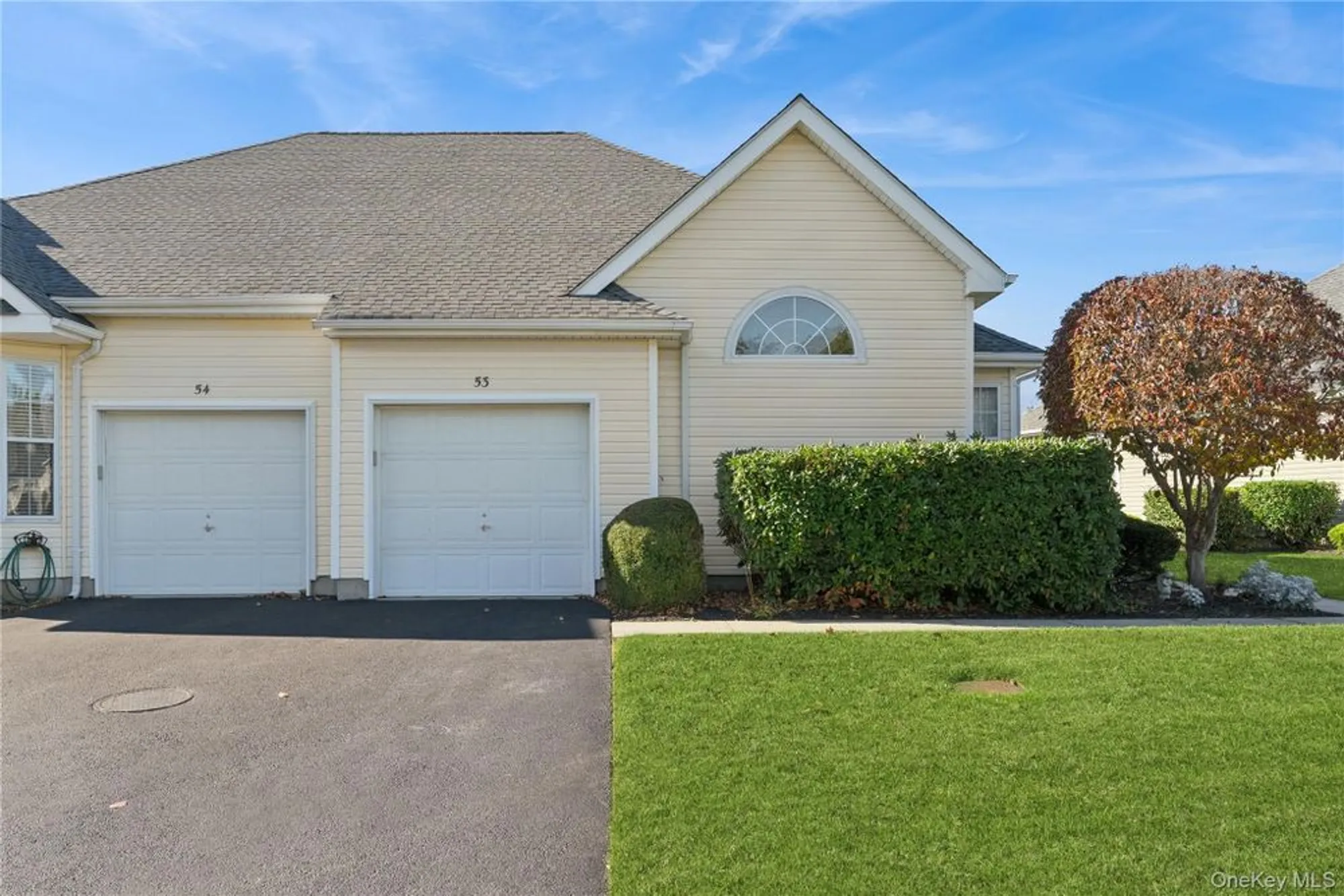 Property Slideshow image 6 of 26 | 53 goose neck ln, Riverhead, NY, 11901