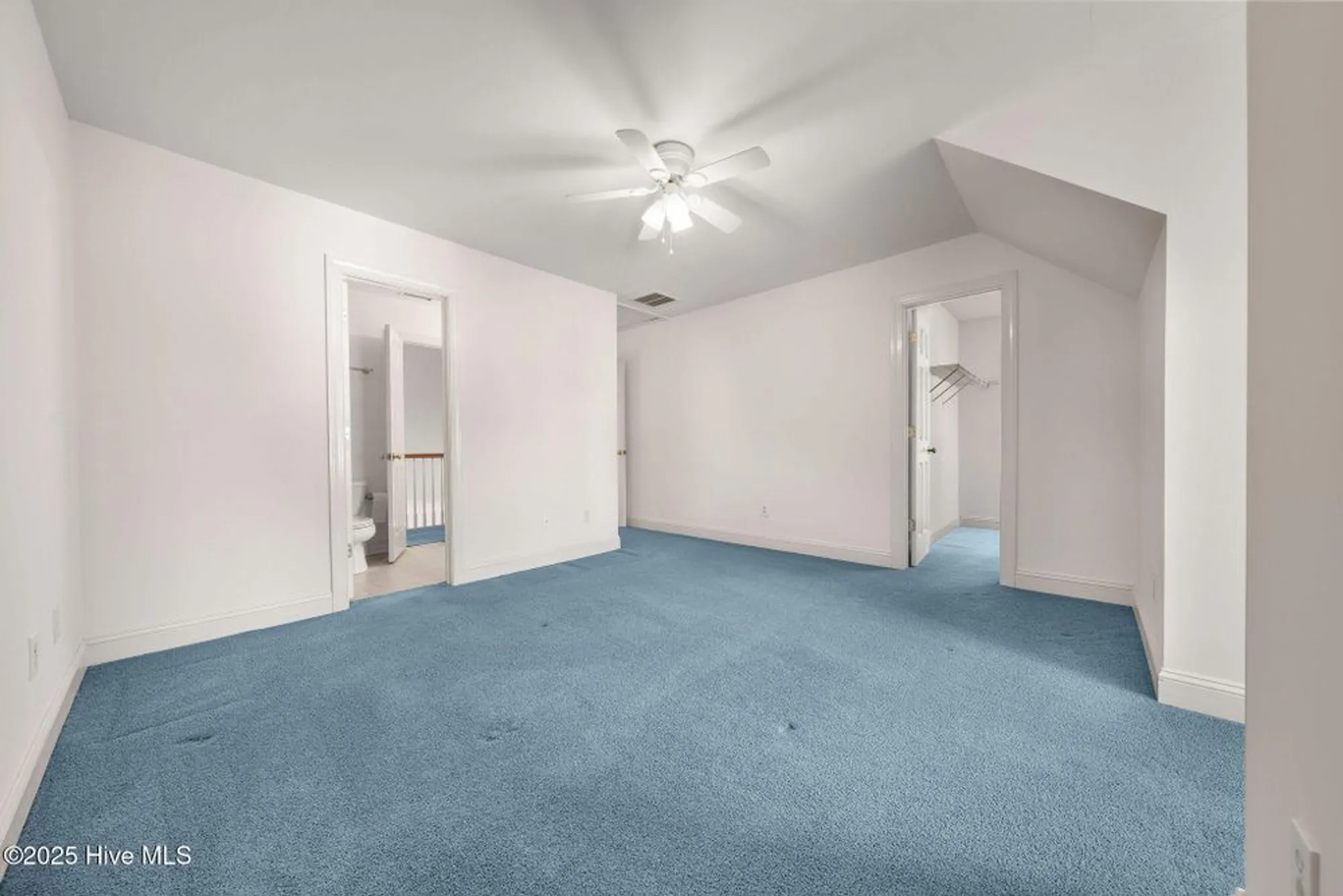 Property Slideshow image 45 of 86 | 4103 kittiwake ct, Southport, NC, 28461