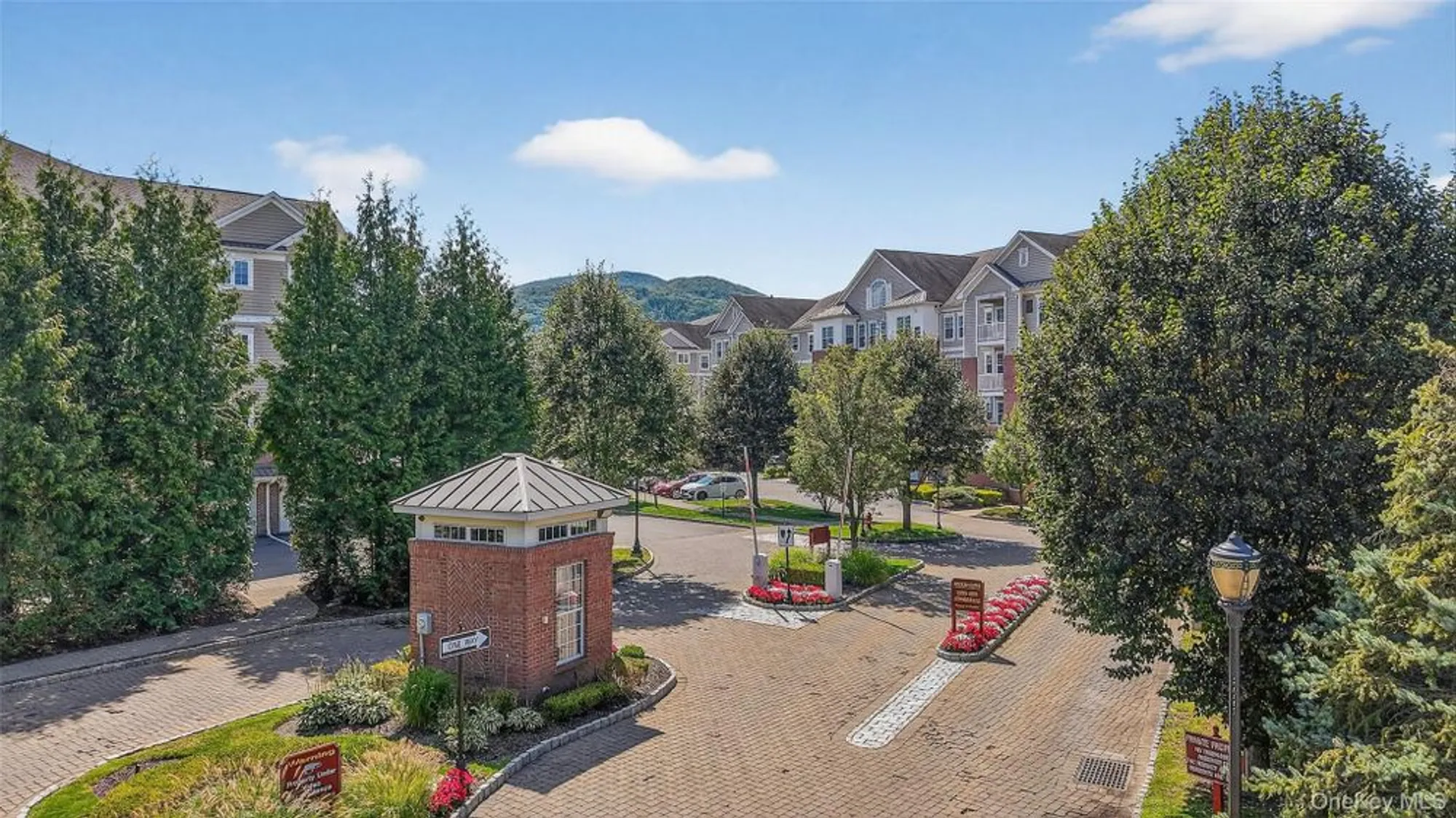 Property Slideshow image 40 of 43 | 423 regency dr, Fishkill, NY, 12524