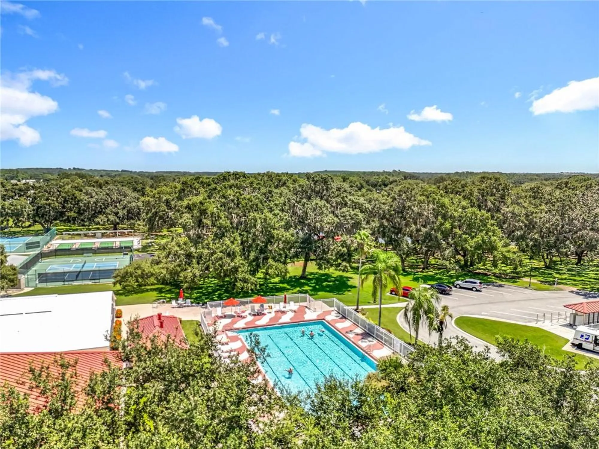 Property Slideshow image 51 of 61 | 26616 racquet cir, Leesburg, FL, 34748