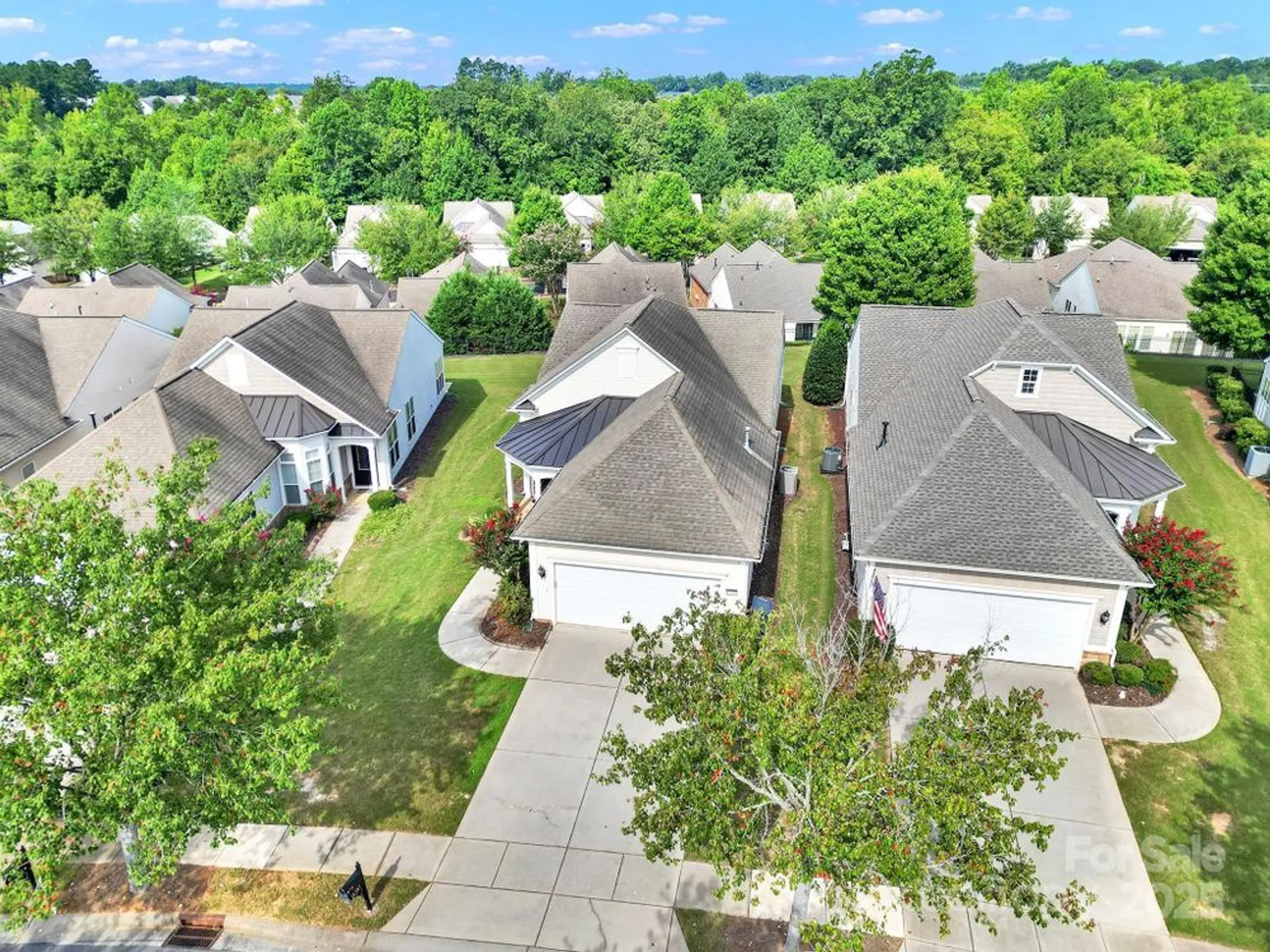 Property Slideshow image 2 of 39 | 16307 raven crest dr, Fort Mill, SC, 29707