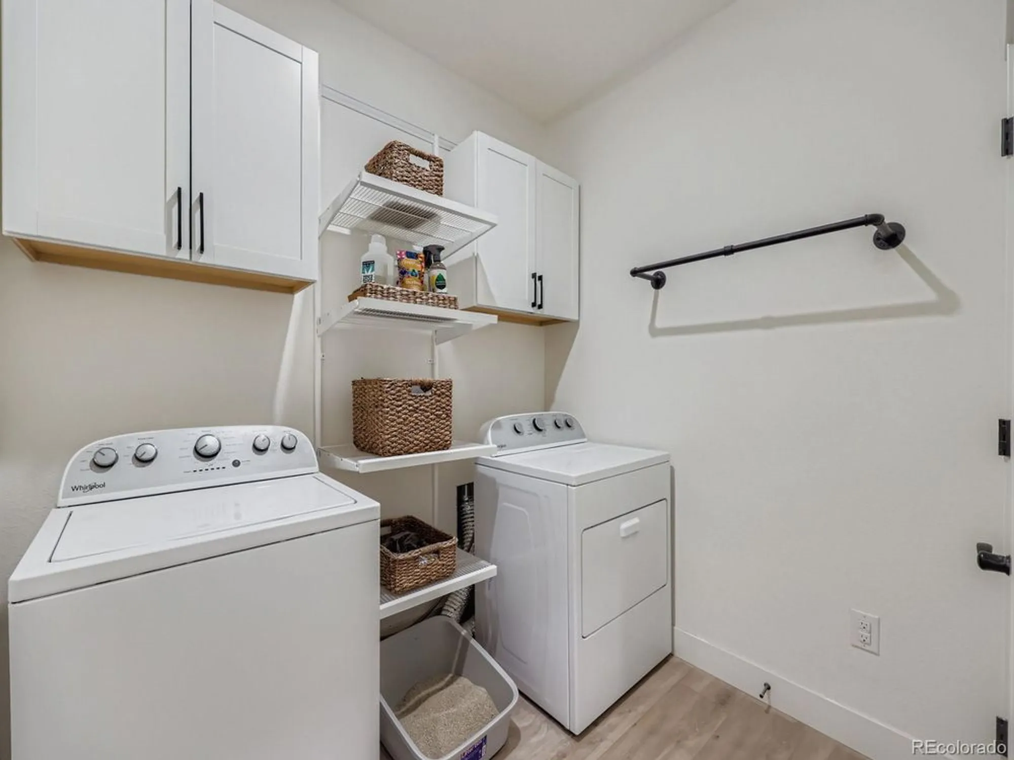 Property Slideshow image 17 of 31 | 4059 happy hollow dr, Castle Rock, CO, 80104