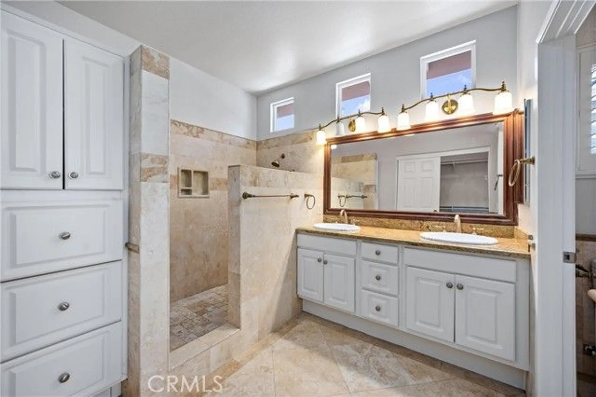 Property Slideshow image 20 of 53 | 28216 meadowsweet dr, Menifee, CA, 92584