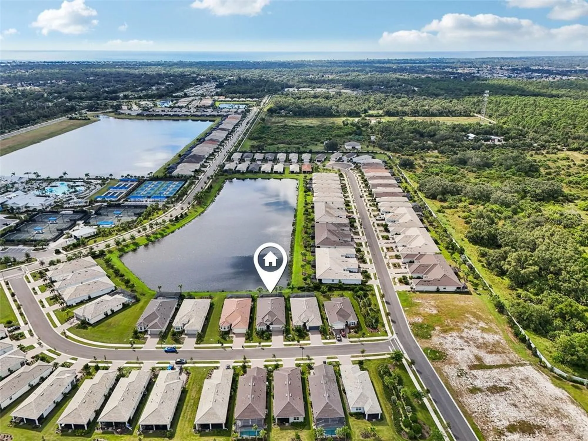 Property Slideshow image 27 of 40 | 25509 royal tern ln, Englewood, FL, 34223