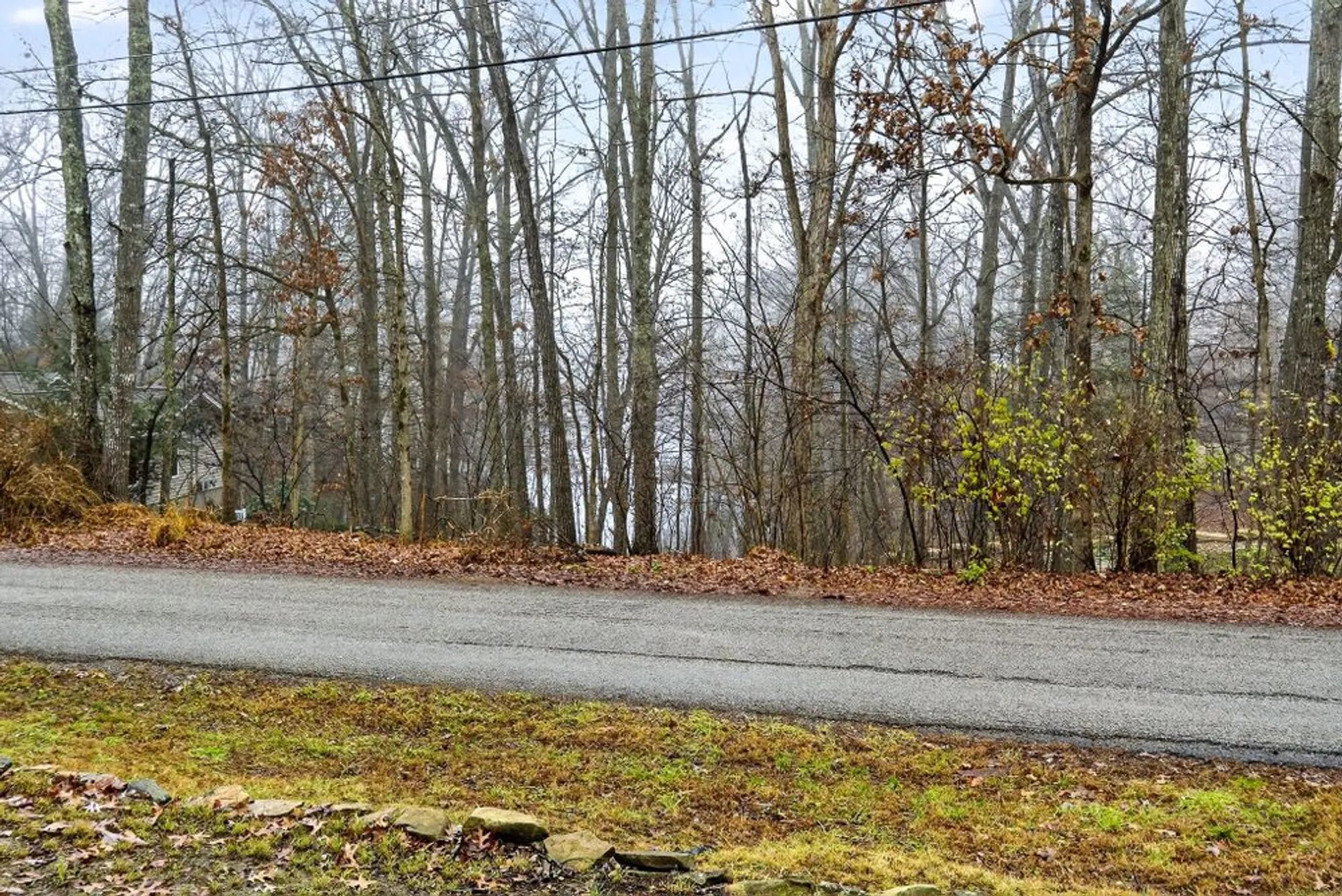 Property Slideshow image 28 of 29 | 213 lakeside dr, Crossville, TN, 38558