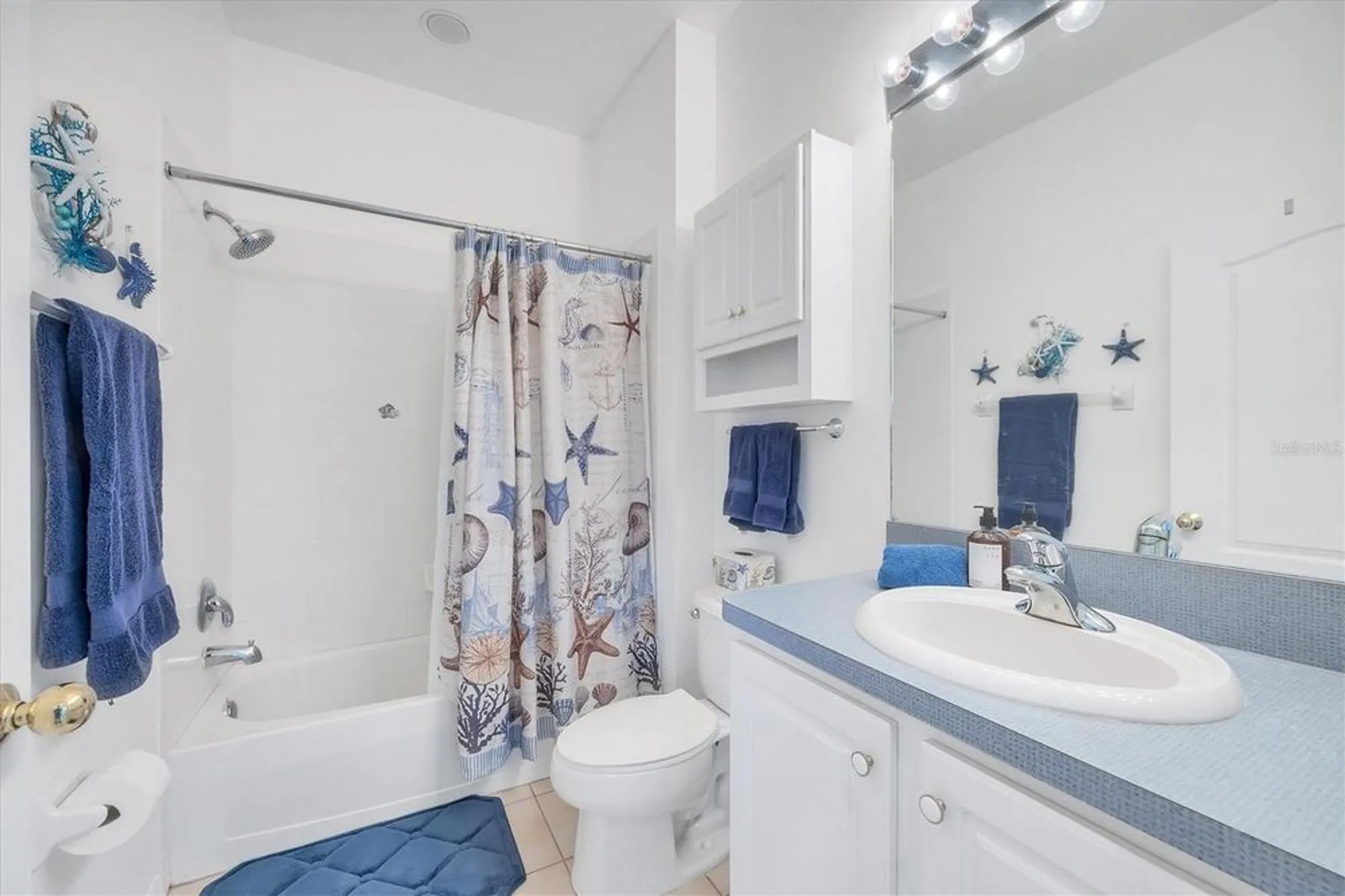 Property Slideshow image 25 of 68 | 4841 whispering oaks dr, North Port, FL, 34287