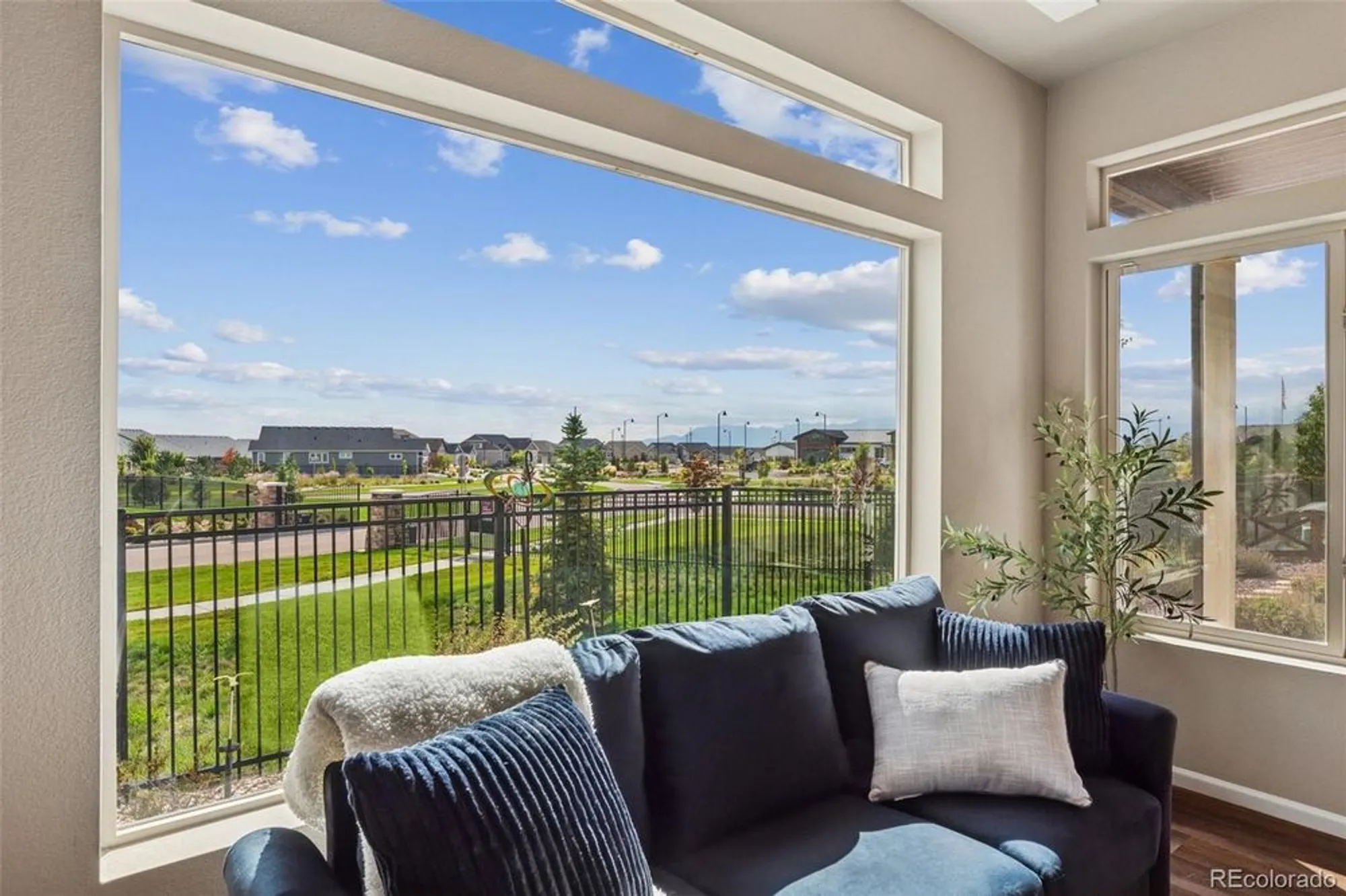 Property Slideshow image 15 of 24 | 6125 armdale hts, Colorado Springs, CO, 80927