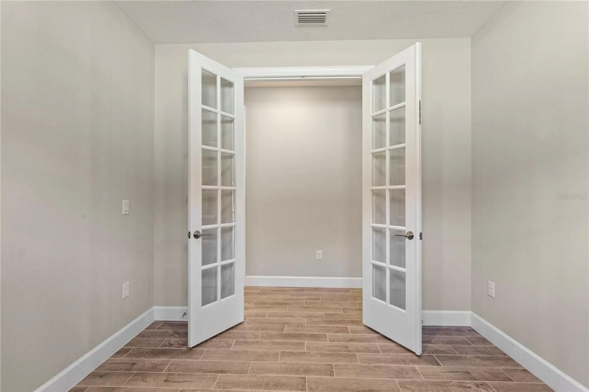 Property Slideshow image 19 of 41 | 4575 garofalo rd, Wesley Chapel, FL, 33543