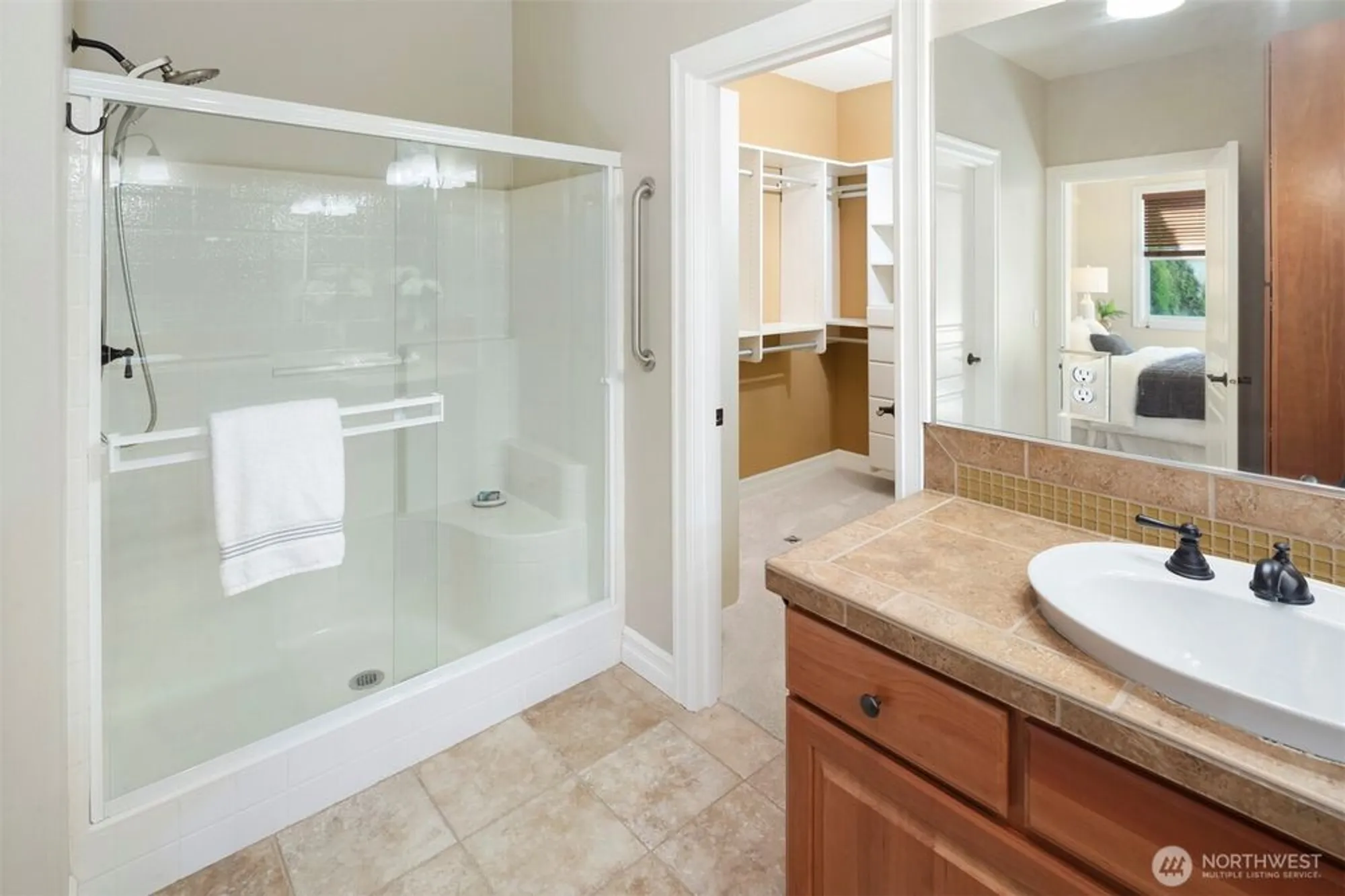 Property Slideshow image 22 of 29 | 13507 adair creek way, Redmond, WA, 98053
