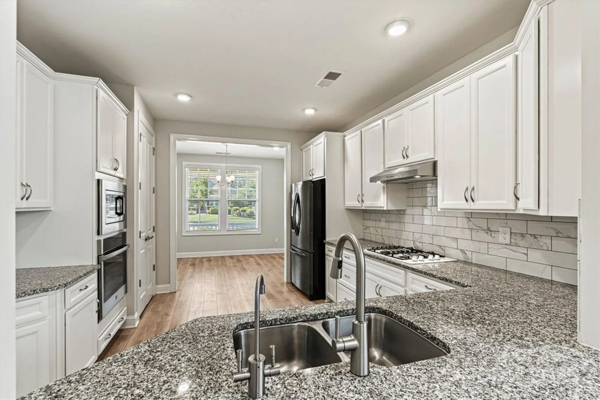 Property Slideshow image 10 of 47 | 7315 surprise ct, Charlotte, NC, 28215