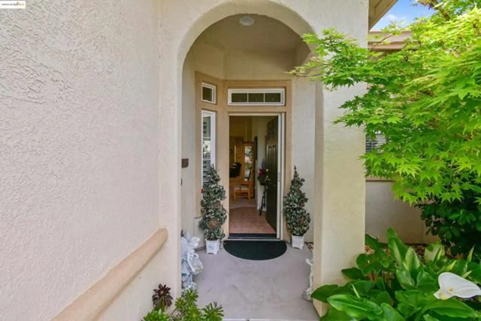 Property Slideshow image 16 of 39 | 746 richardson dr, Brentwood, CA, 94513