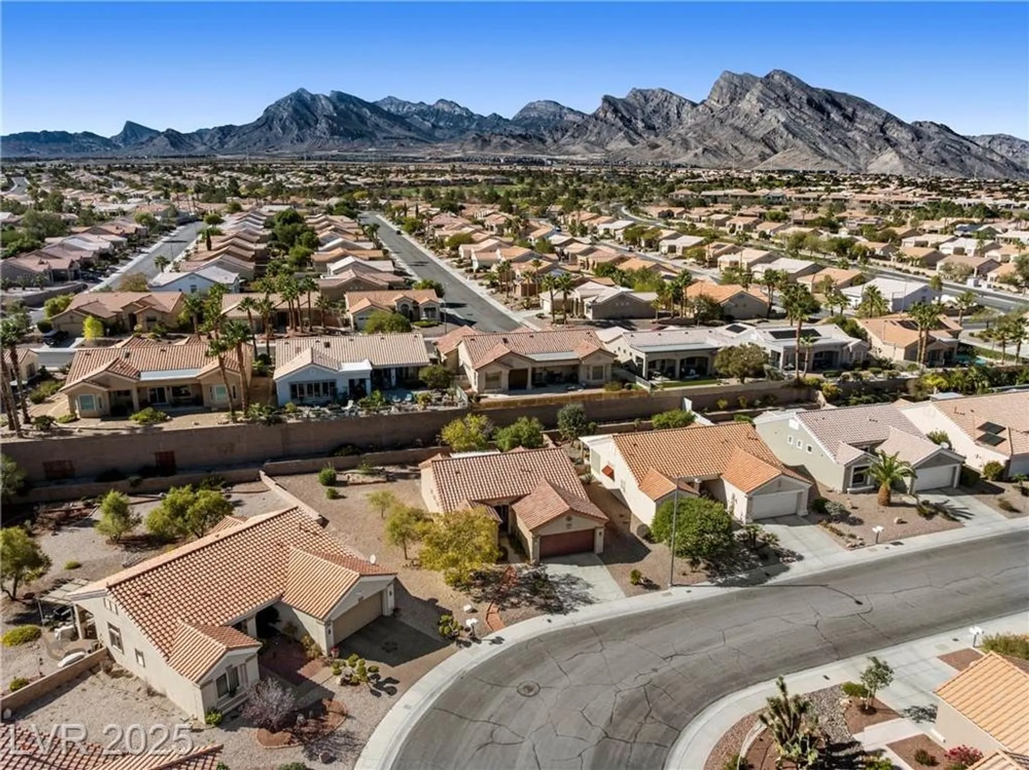 Property Slideshow image 16 of 38 | 2009 emery st, Las Vegas, NV, 89134