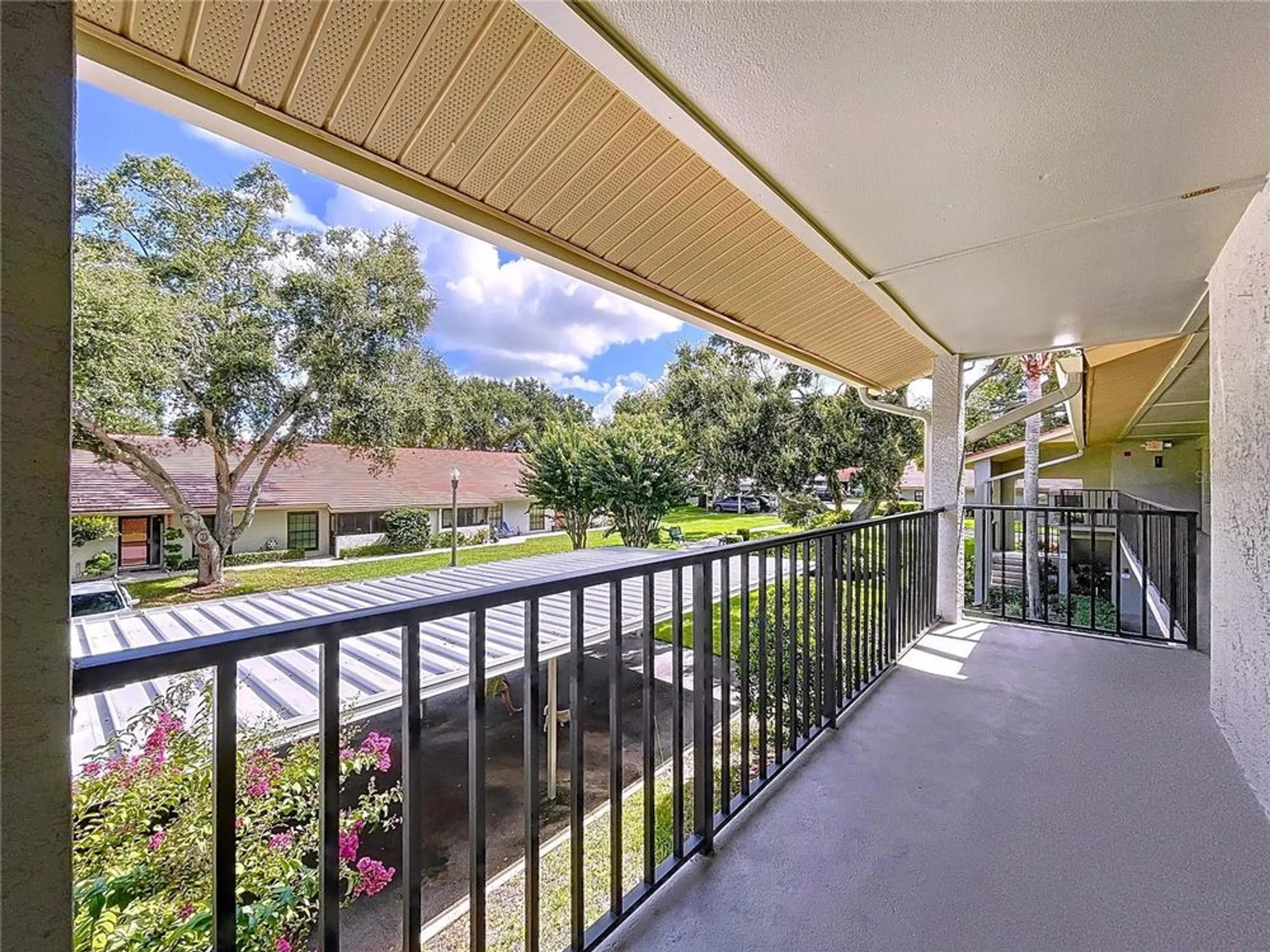 Property Slideshow image 4 of 59 | 2020 lakeview dr apt 203, Clearwater, FL, 33763