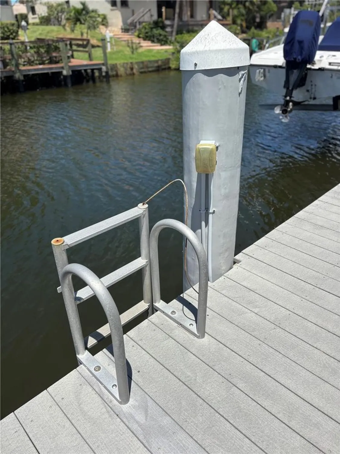 Property Slideshow image 11 of 62 | 214 fair winds dr # 214, Nokomis, FL, 34275