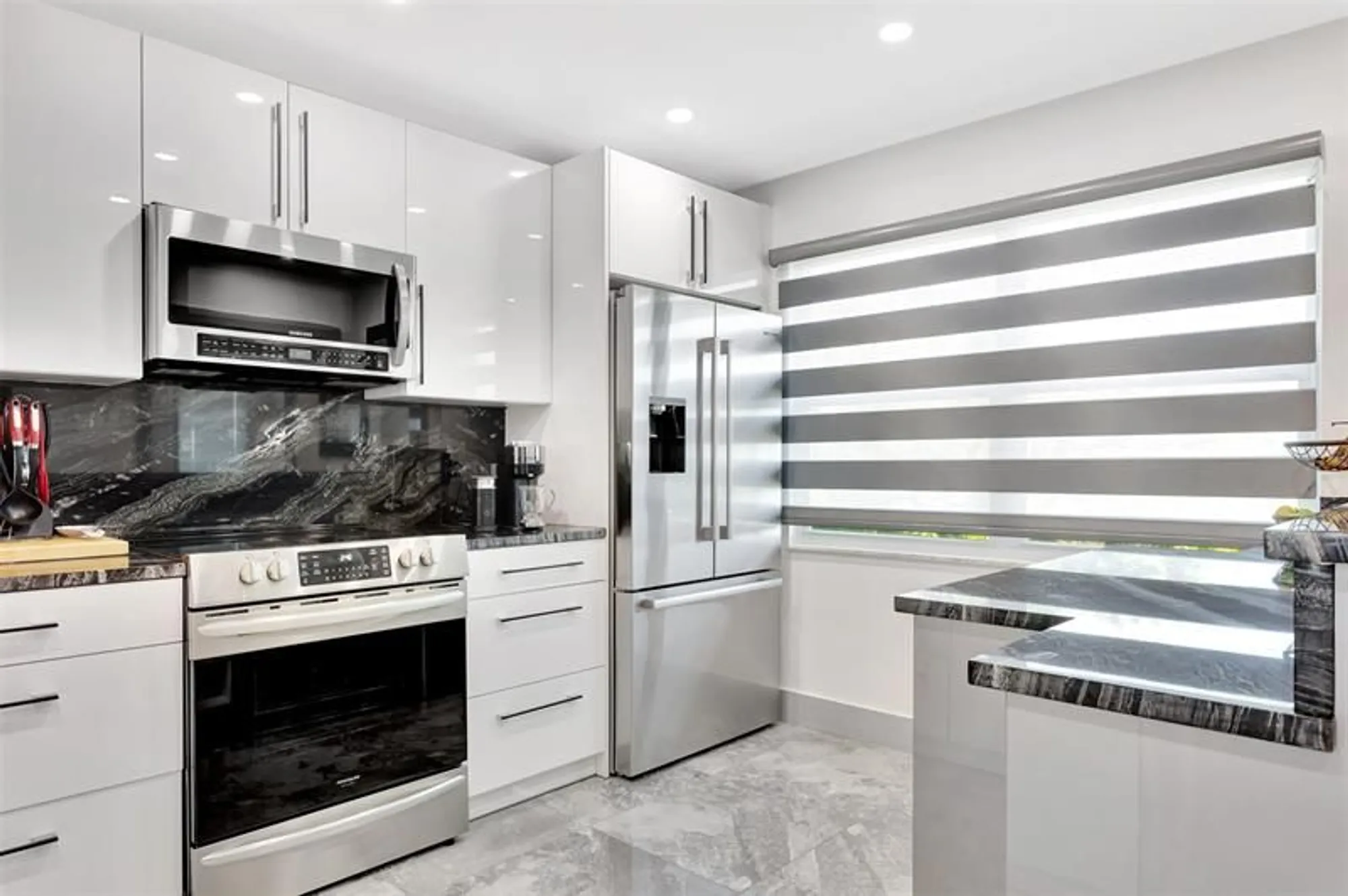 Property Slideshow image 6 of 71 | 2903 victoria cir o4, Coconut Creek, FL, 33066