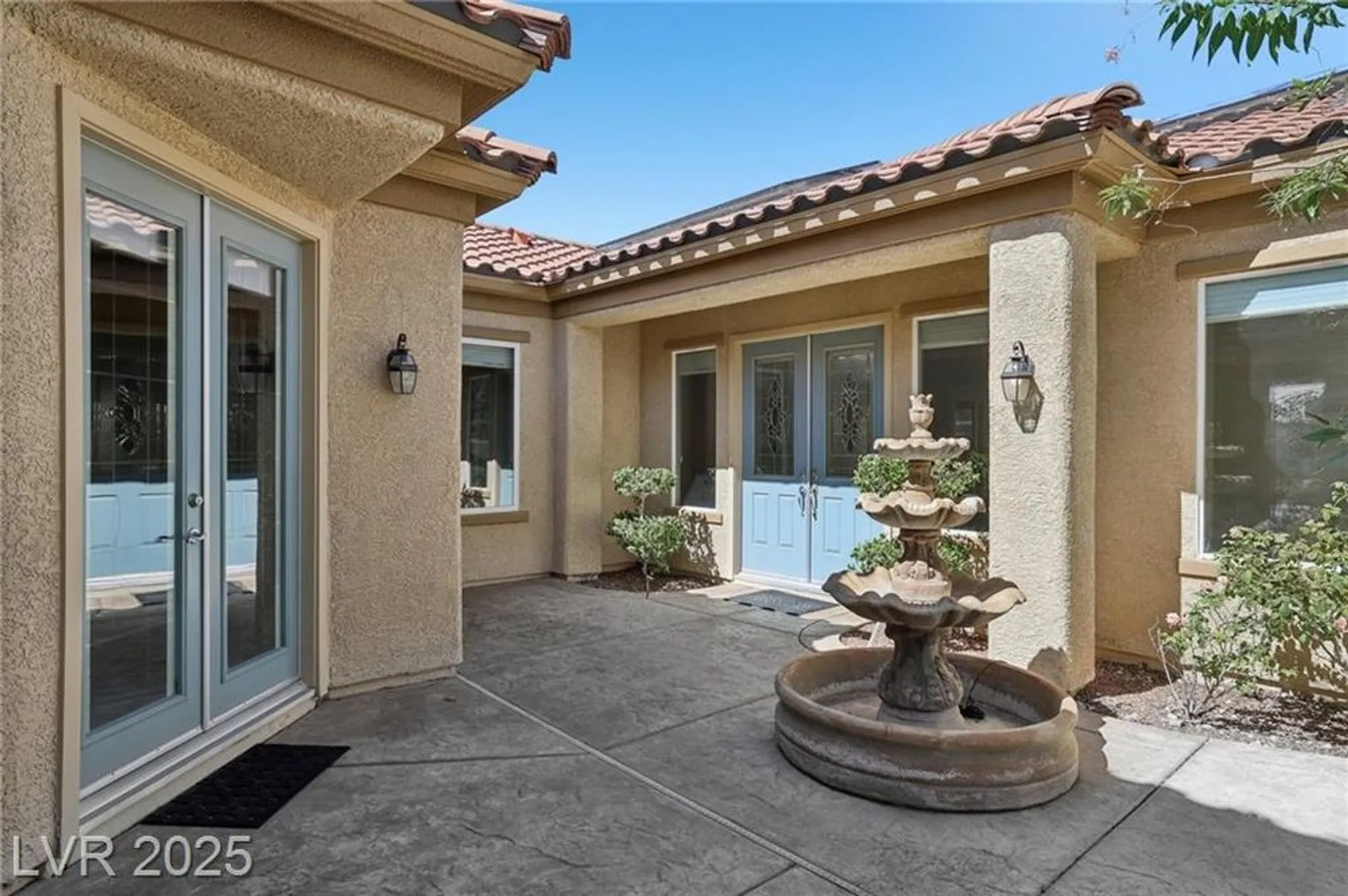 Property Slideshow image 7 of 46 | 2318 shorewood hills ave, Henderson, NV, 89052