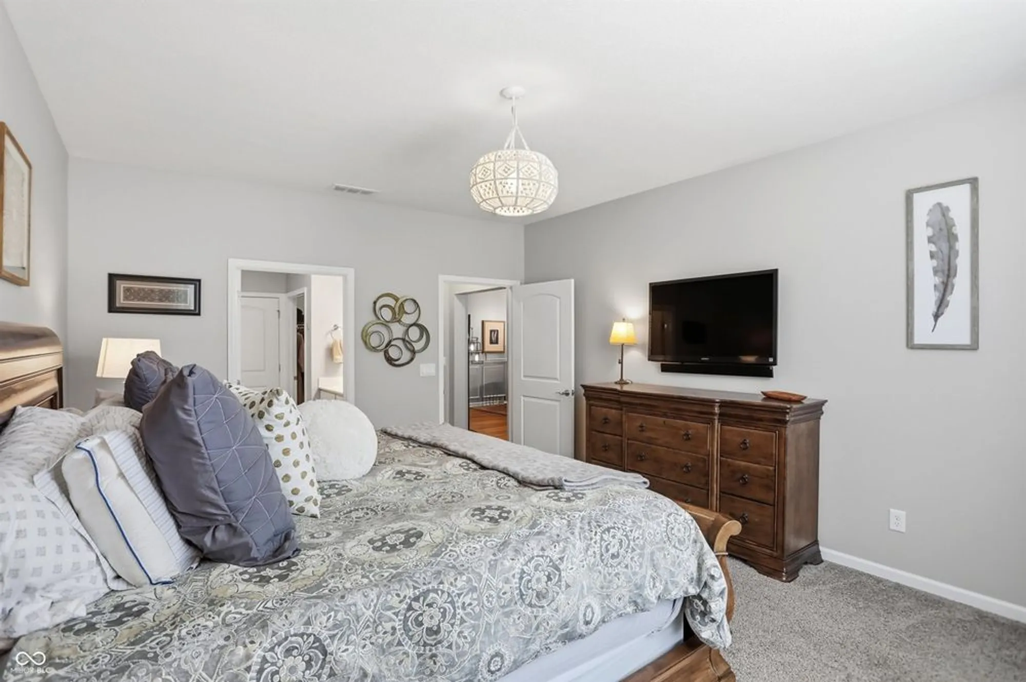 Property Slideshow image 26 of 49 | 2701 byerly pl, Greenwood, IN, 46143