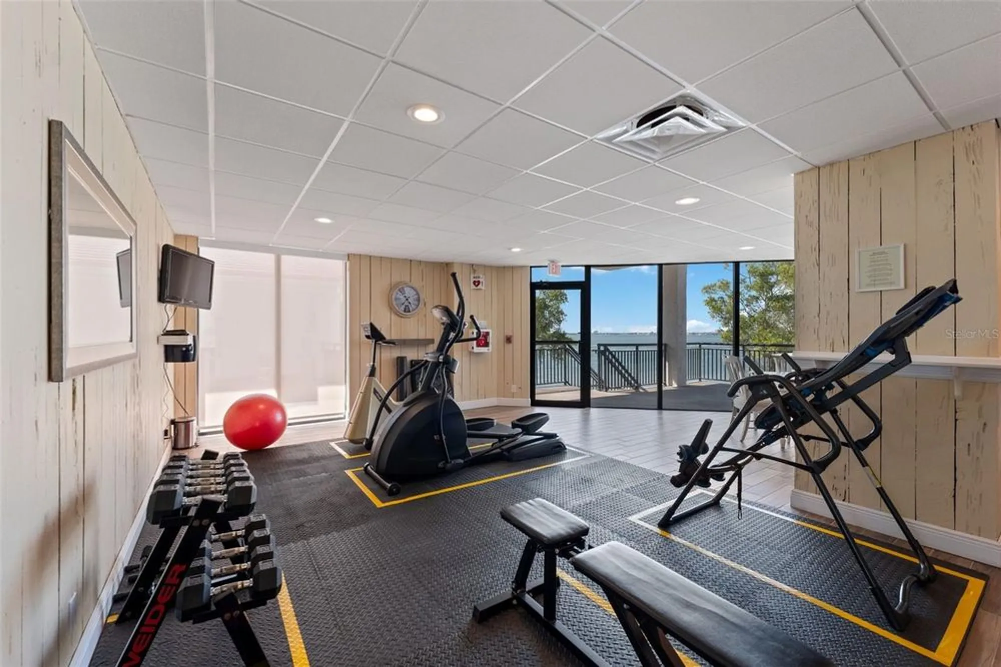 Property Slideshow image 37 of 49 | 6210 sun blvd apt 206, Saint Petersburg, FL, 33715
