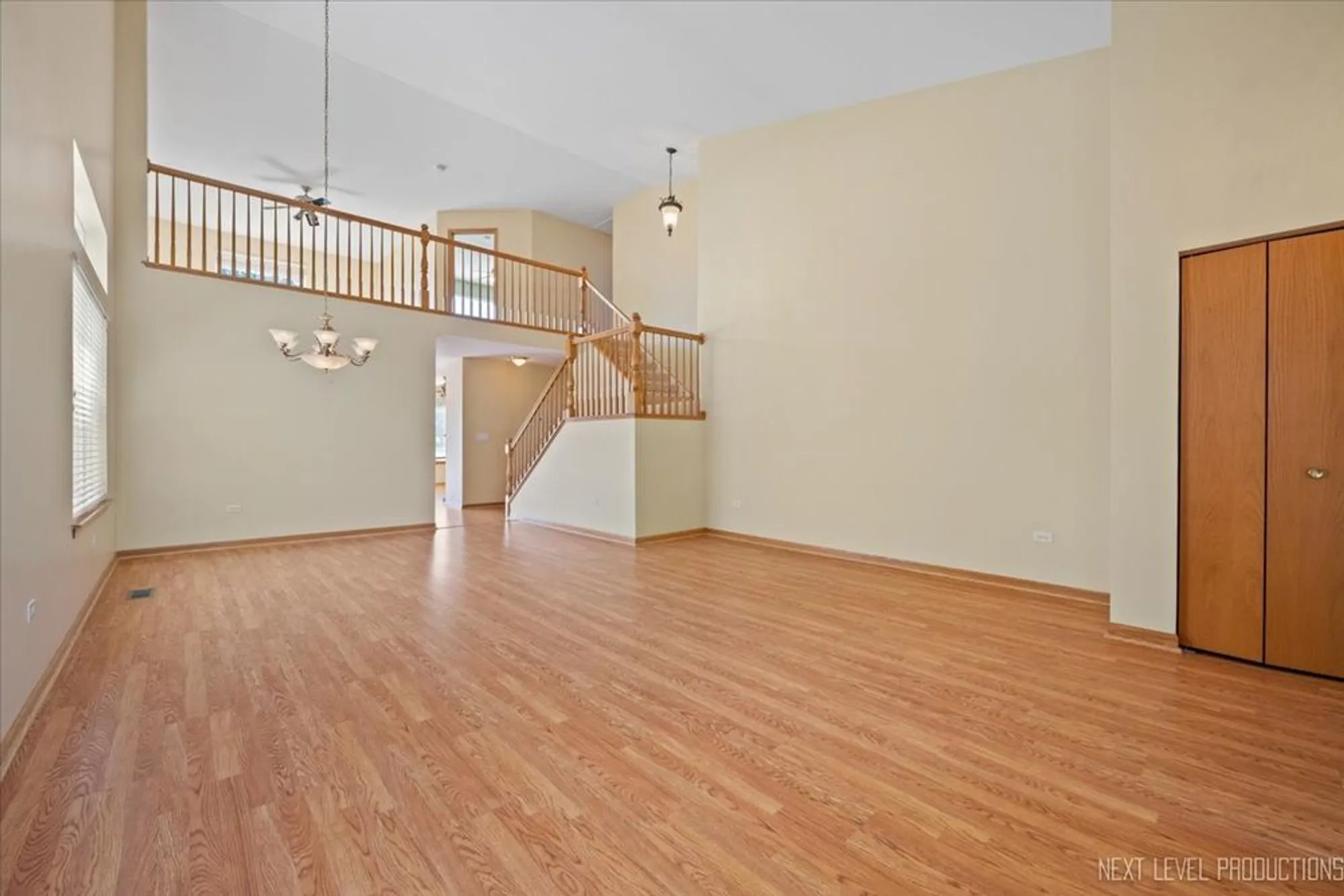 Property Slideshow image 5 of 26 | 14037 s tamarack dr, Plainfield, IL, 60544