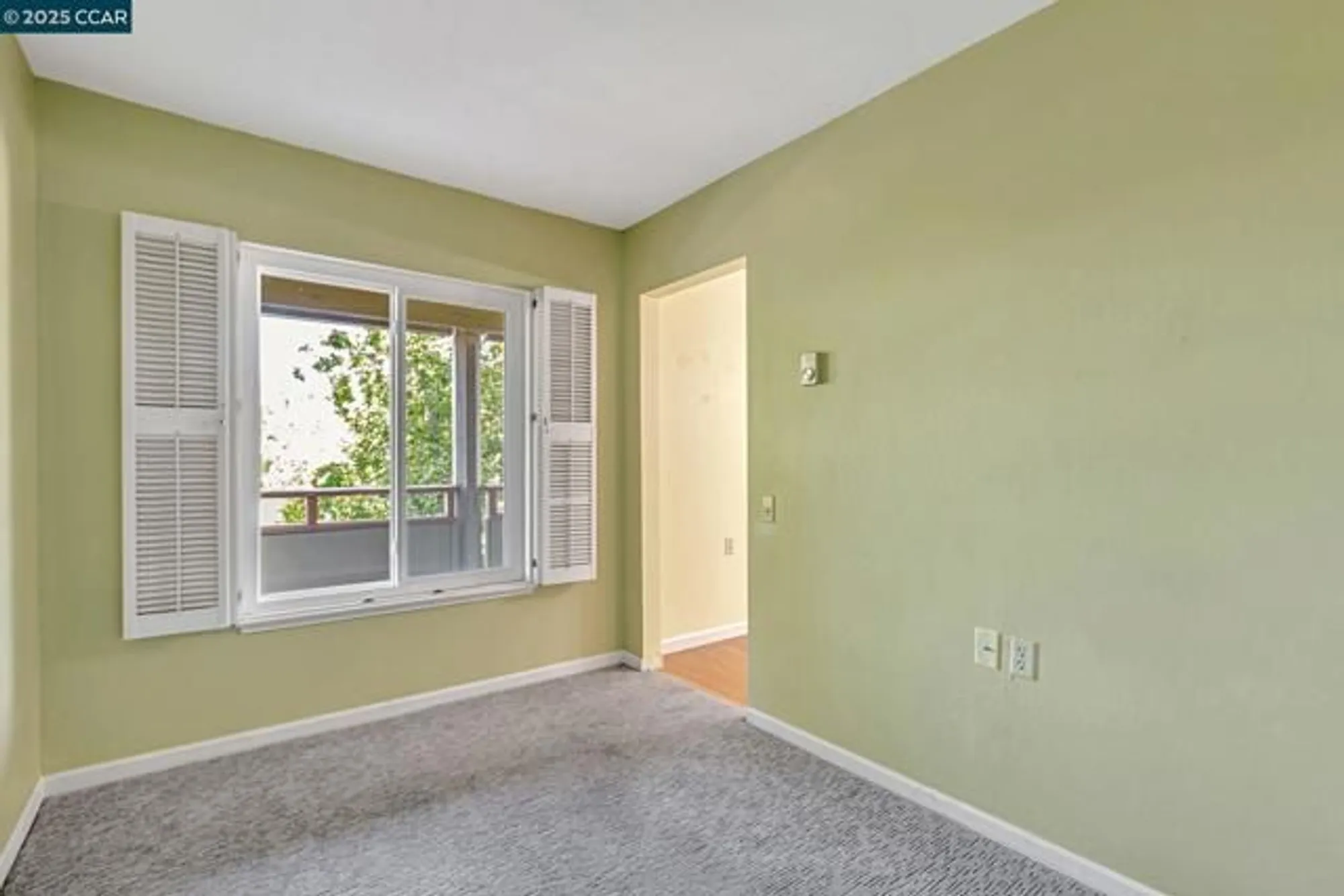 Property Slideshow image 15 of 30 | 1909 skycrest dr 2, Walnut Creek, CA, 94595