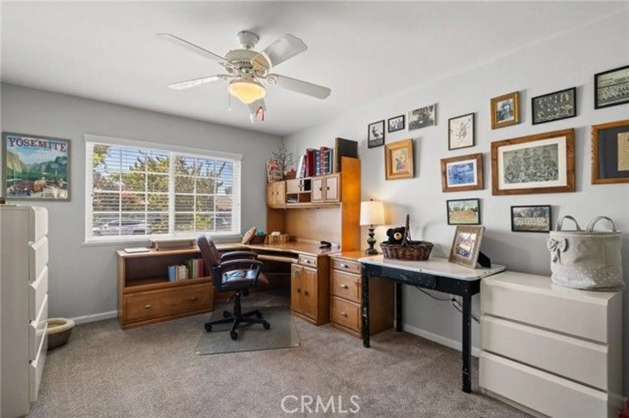 Property Slideshow image 35 of 48 | 704 river oaks dr, Bakersfield, CA, 93309