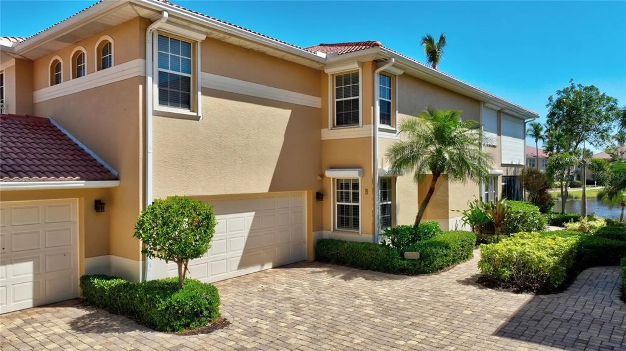 Property Slideshow image 30 of 31 | 3336 sunset key cir b, Punta Gorda, FL, 33955