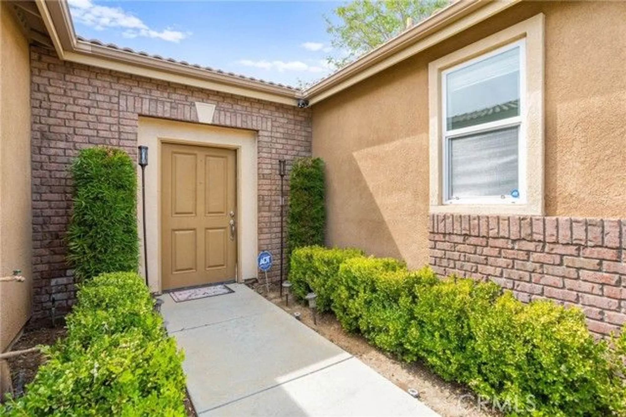 Property Slideshow image 2 of 31 | 279 bartram trl, Beaumont, CA, 92223