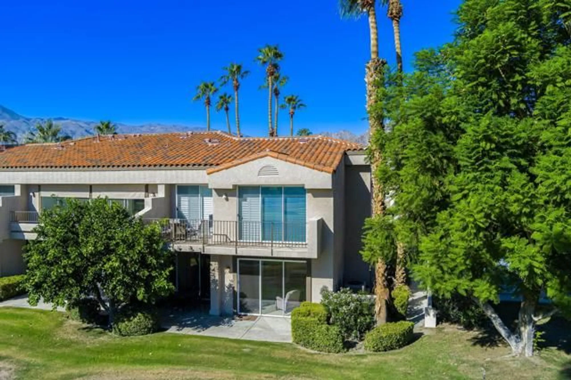 Property Slideshow image 33 of 53 | 55296 laurel vly, La Quinta, CA, 92253
