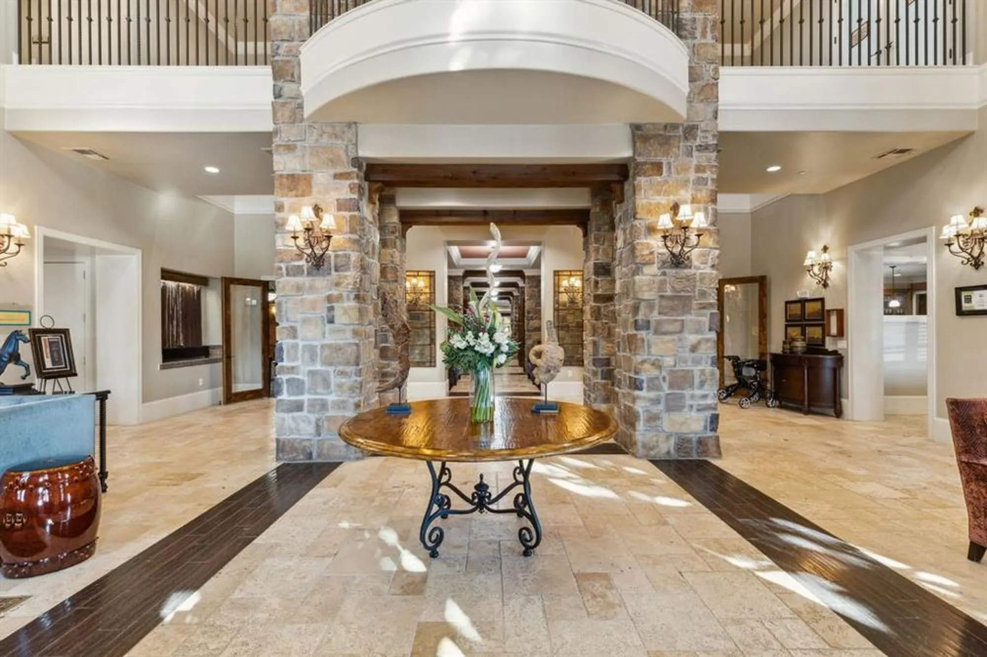 Property Slideshow image 1 of 22 | 301 watermere dr 401, Southlake, TX, 76092