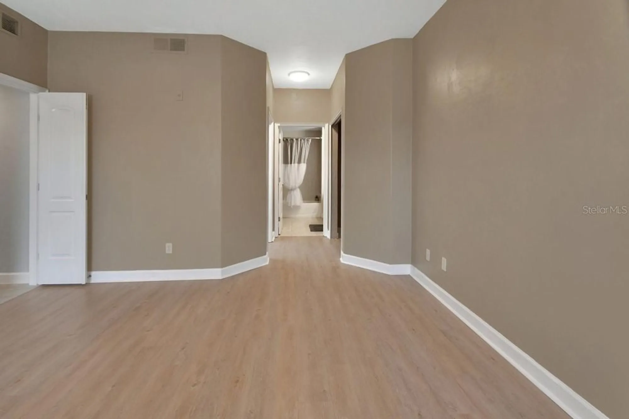 Property Slideshow image 24 of 54 | 424 luna bella ln apt 330, New Smyrna Beach, FL, 32168