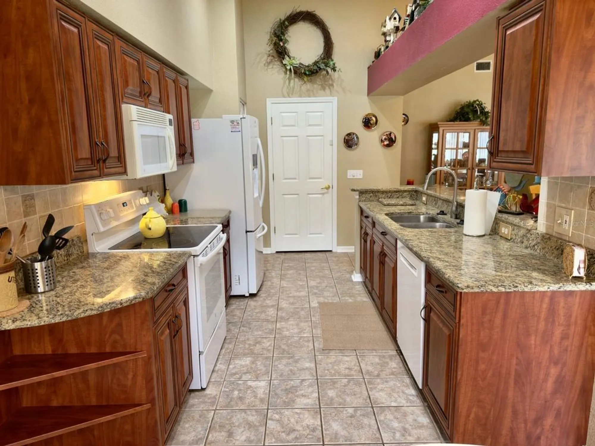 Property Slideshow image 19 of 67 | 18602 bent pine dr, Hudson, FL, 34667