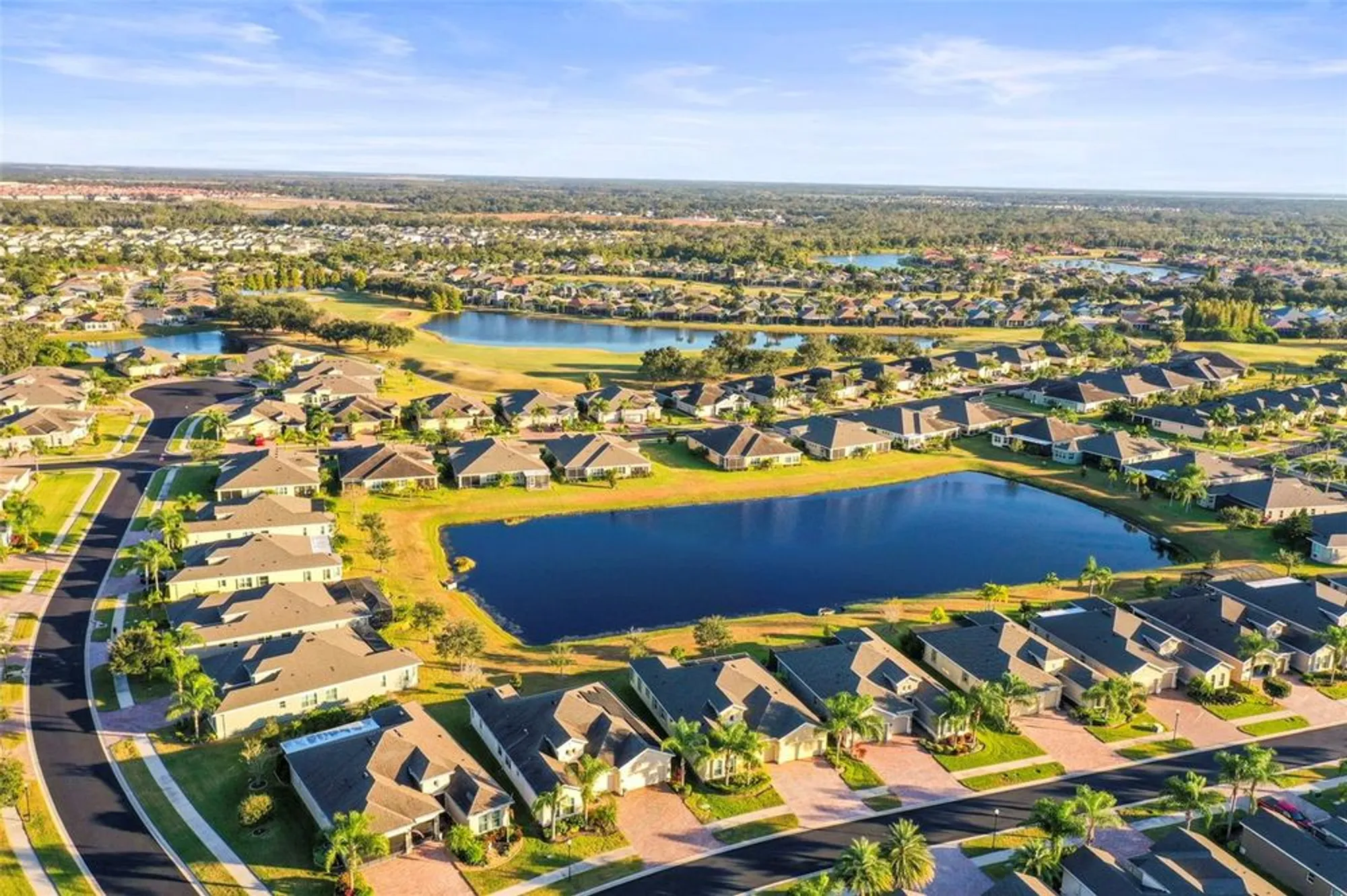 Property Slideshow image 30 of 71 | 718 chipper dr, Sun City Center, FL, 33573