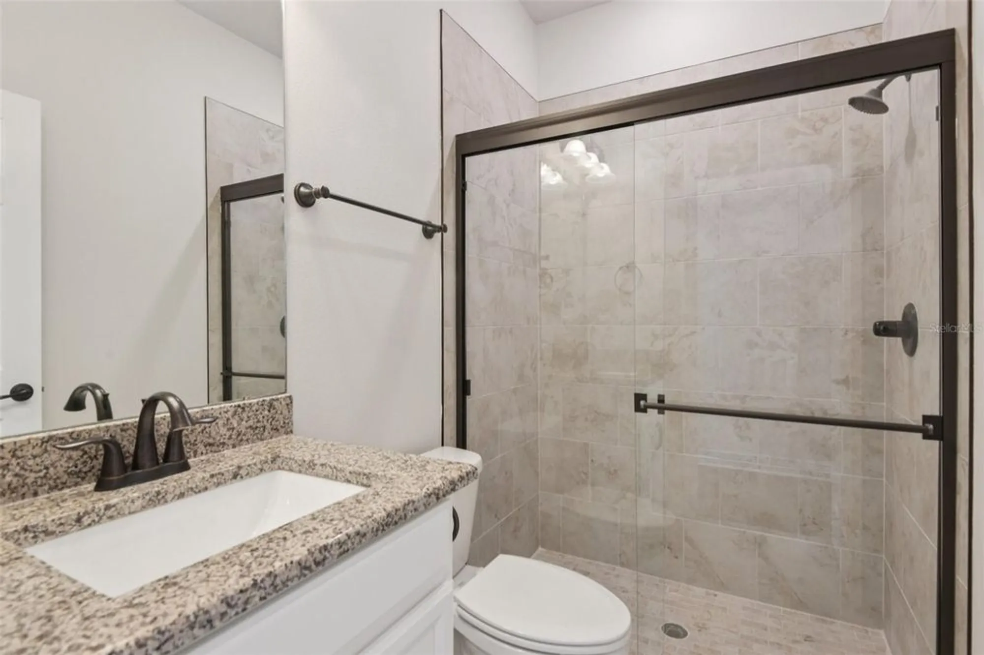 Property Slideshow image 23 of 31 | 13890 kingfisher glen dr, Lithia, FL, 33547