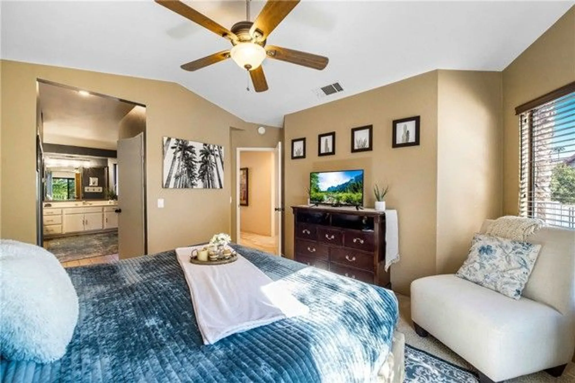 Property Slideshow image 26 of 59 | 54970 firestone, La Quinta, CA, 92253