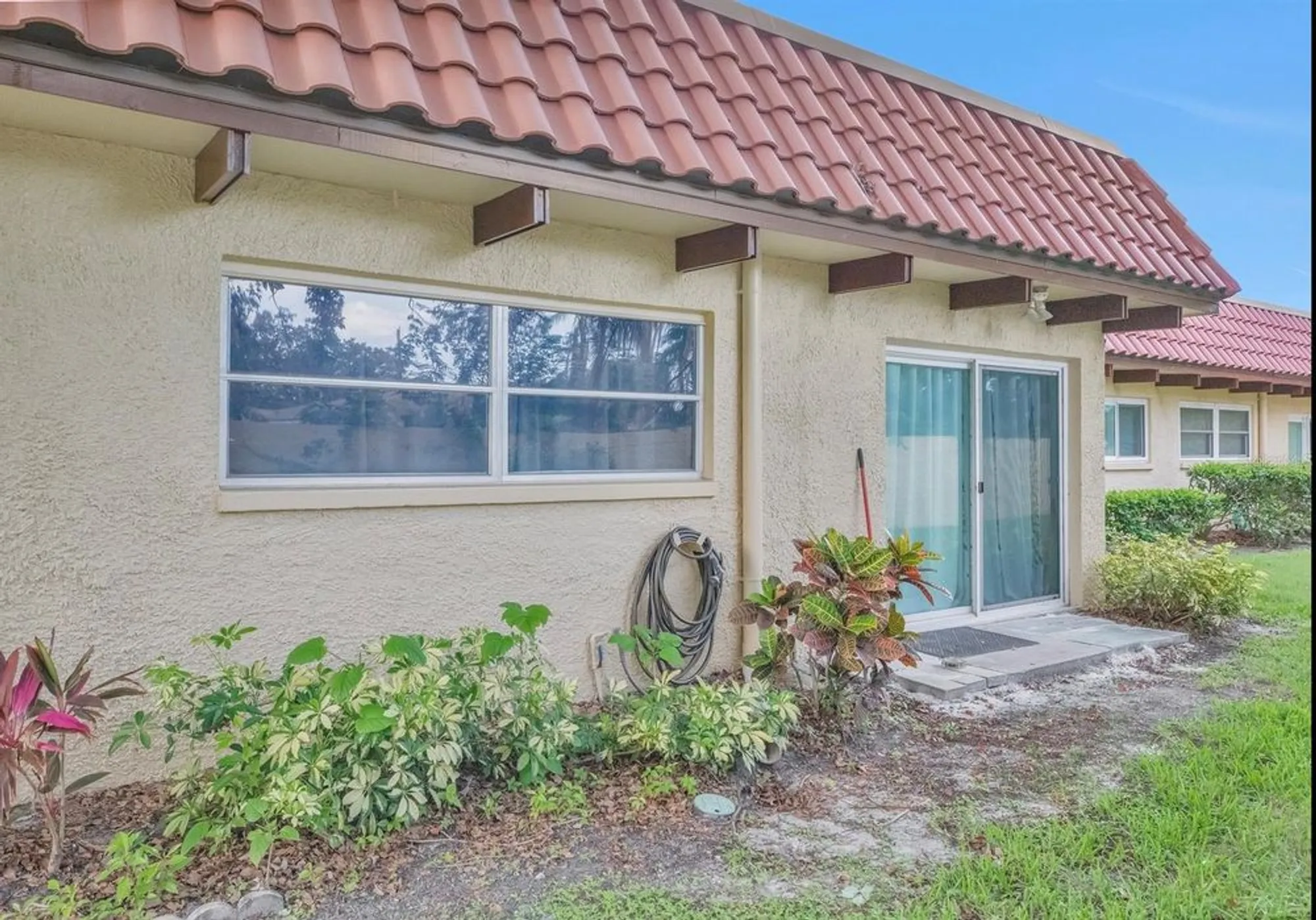 Property Slideshow image 44 of 56 | 1701 pinehurst rd 33e, Dunedin, FL, 34698