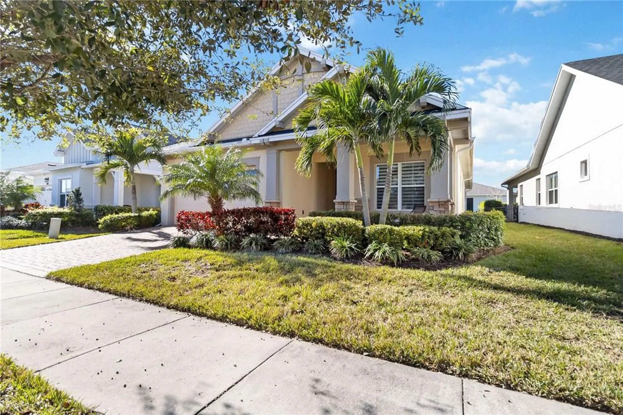 Property Slideshow image 2 of 58 | 5014 e fountainwood dr, Saint Cloud, FL, 34772