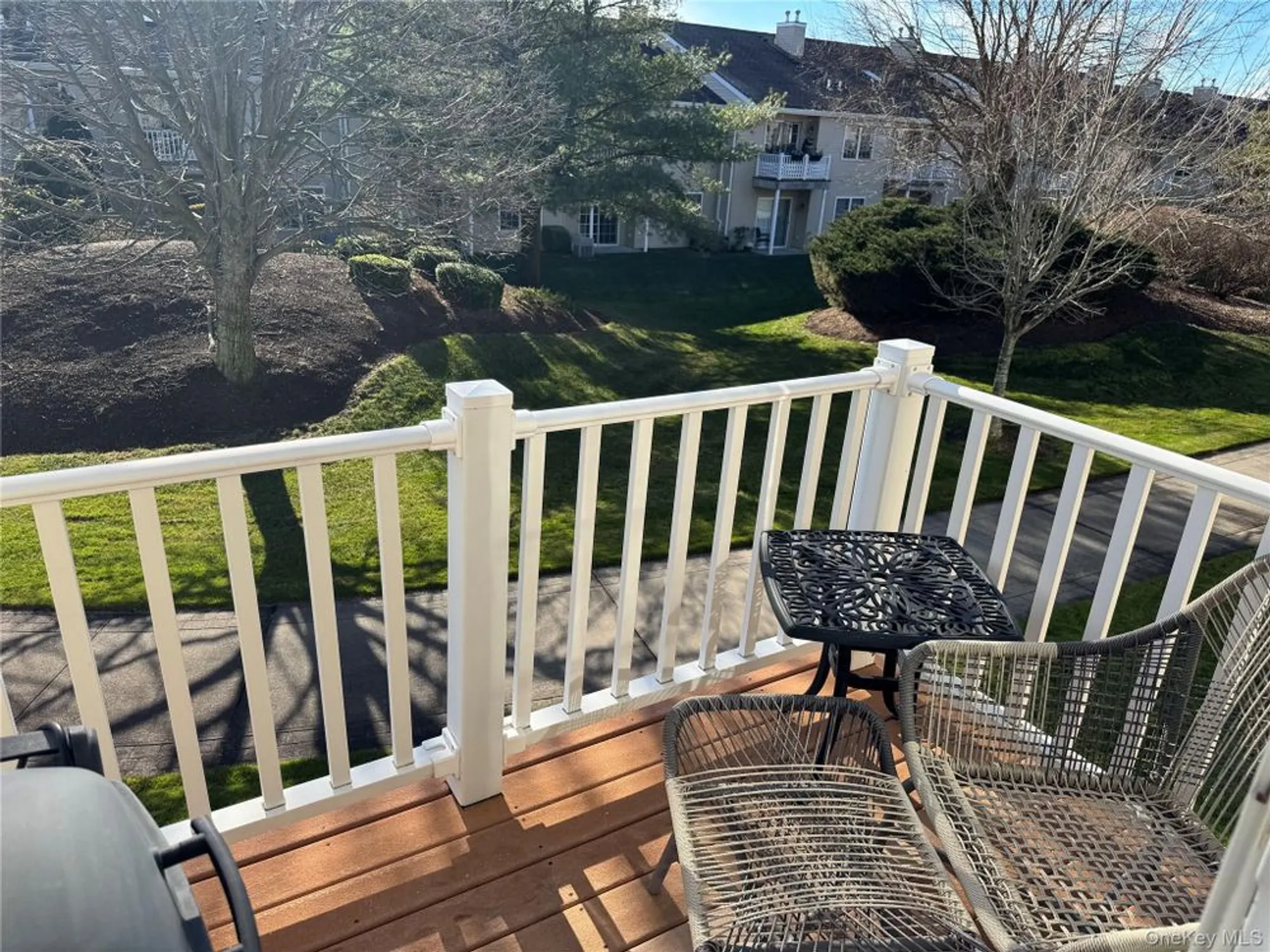 Property Slideshow image 17 of 17 | 910 altessa blvd, Melville, NY, 11747