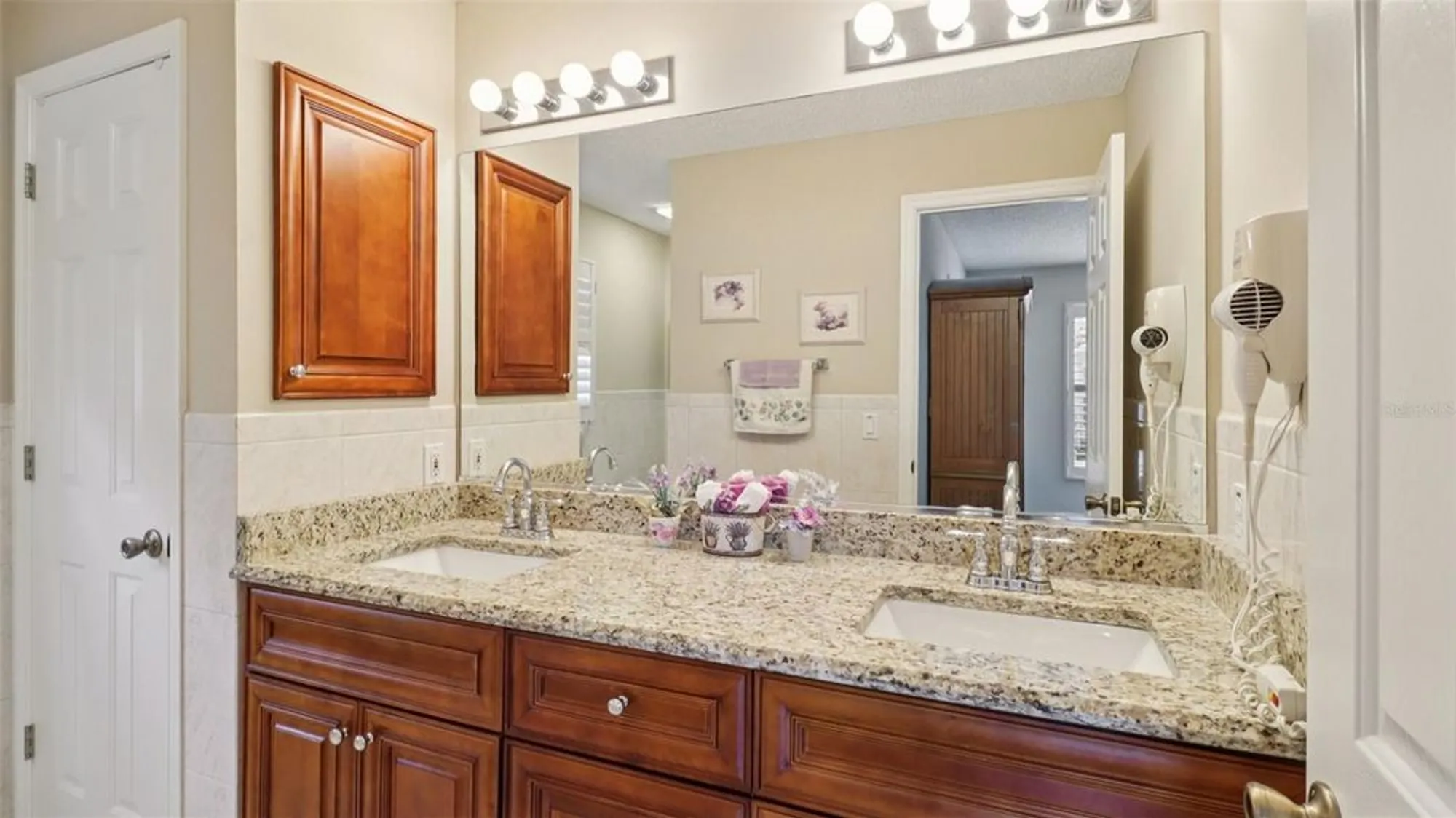 Property Slideshow image 24 of 43 | 916 pasadena way, The Villages, FL, 32159