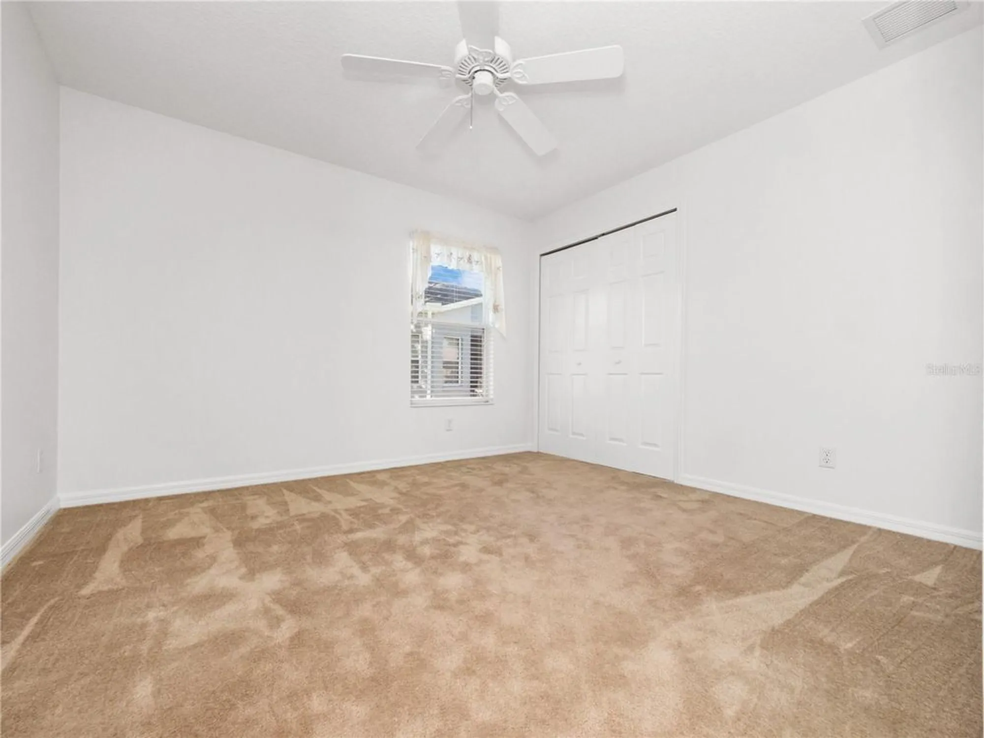 Property Slideshow image 65 of 77 | 20505 queen alexandra dr, Leesburg, FL, 34748