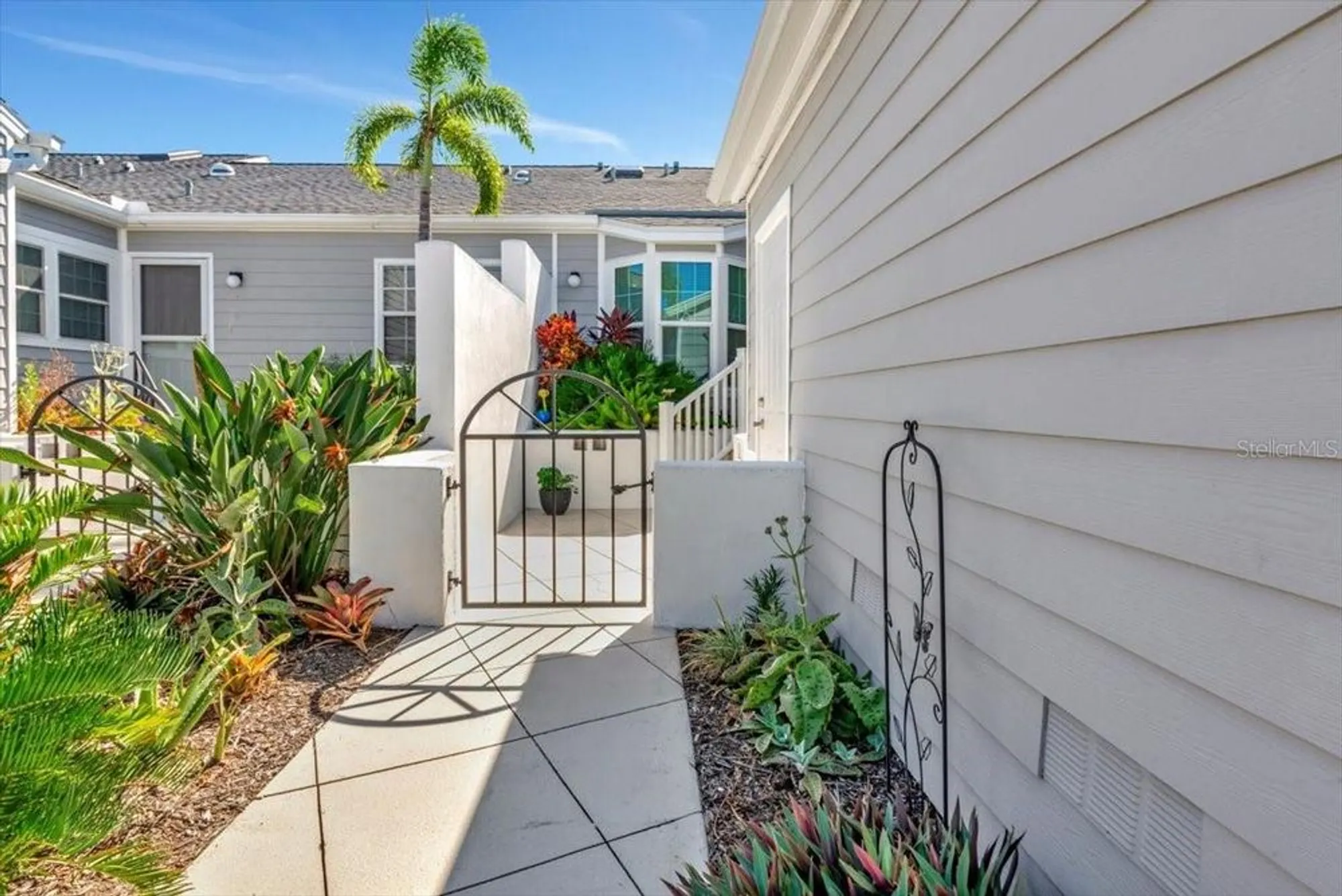 Property Slideshow image 3 of 62 | 1235 spoonbill landings cir, Bradenton, FL, 34209